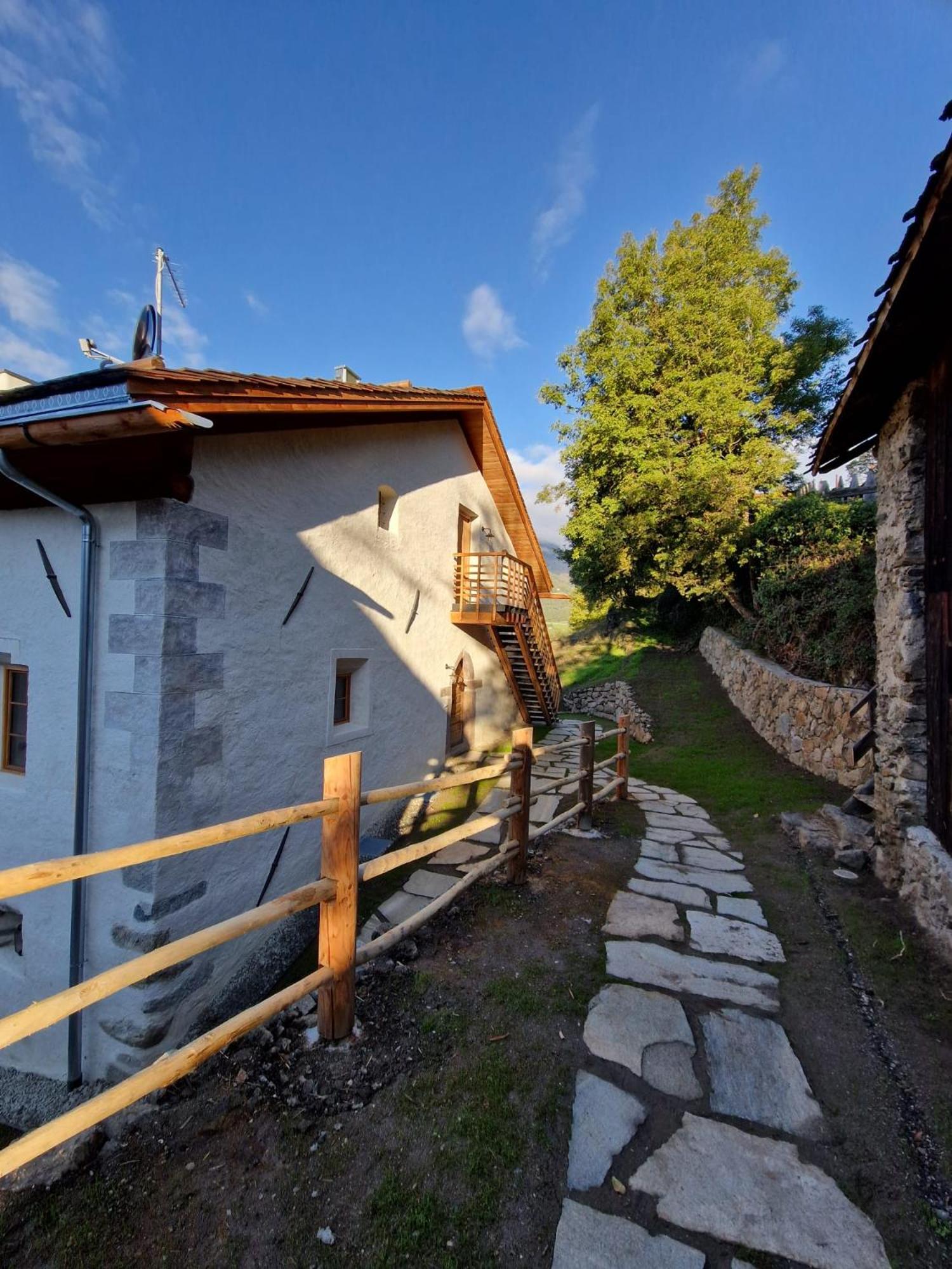 OBERBUCHFELDER historic farmhouse
