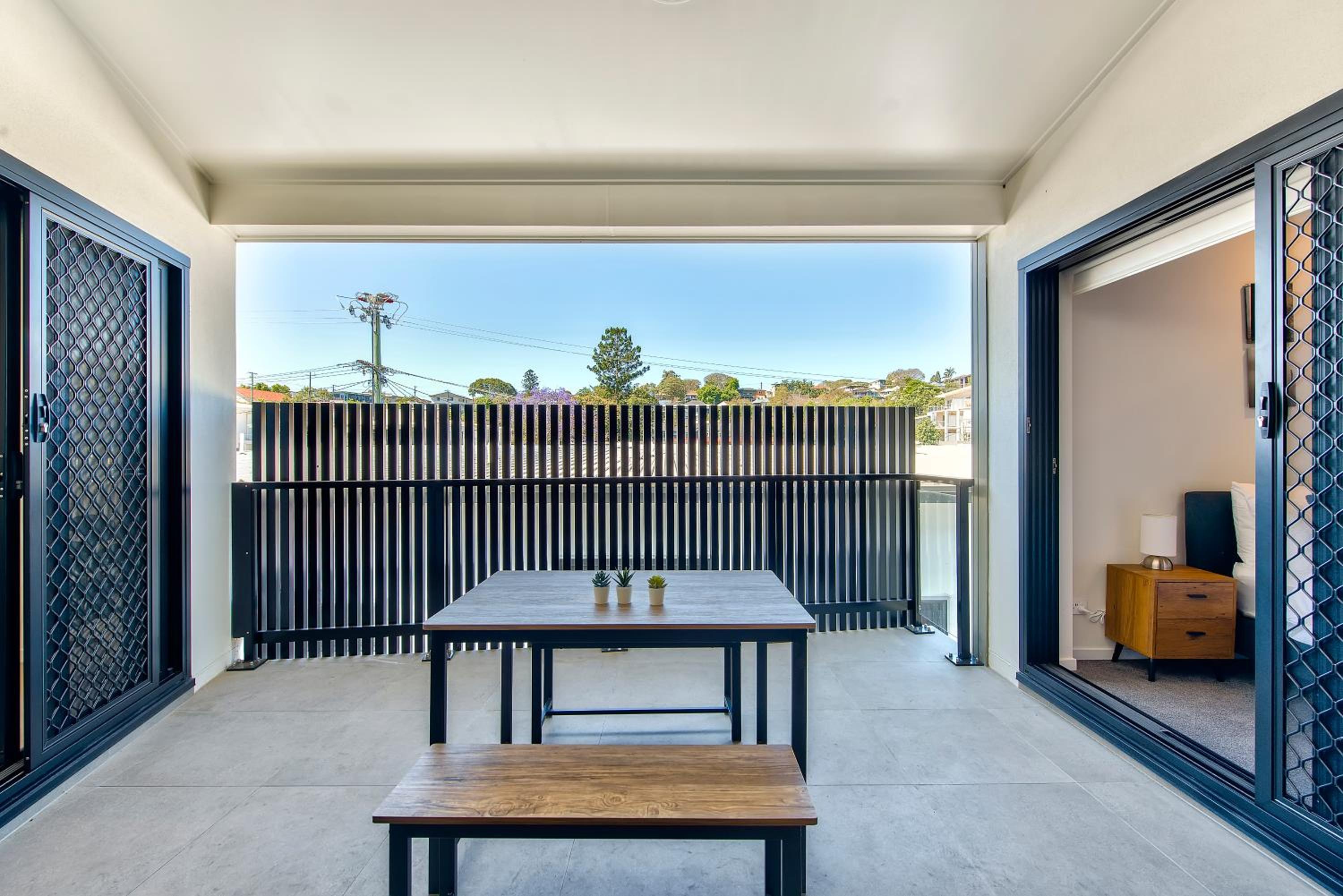Spacious Top Floor 3BR Apartment with Views, Balcony, Parking, Family Friendly