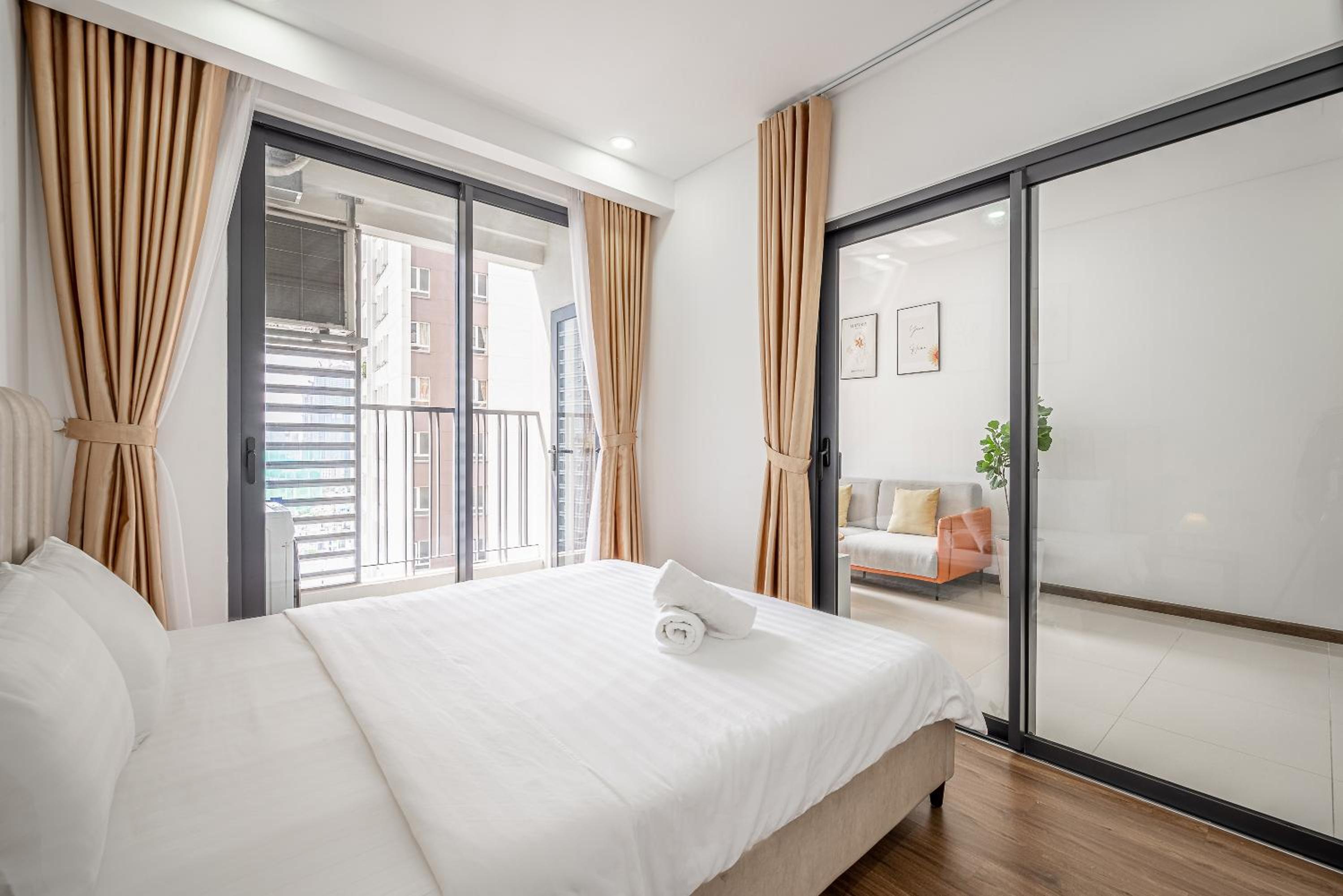 Opal tower saigon pearl