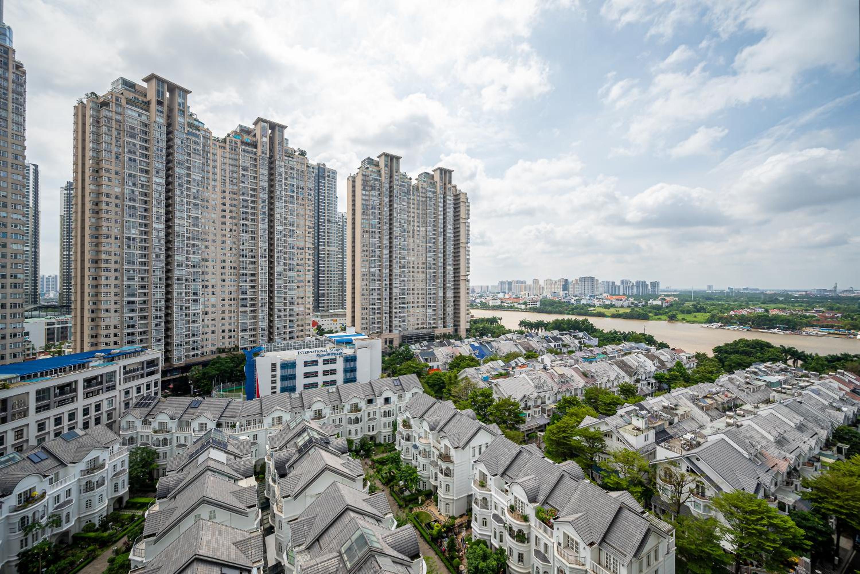 Opal tower saigon pearl