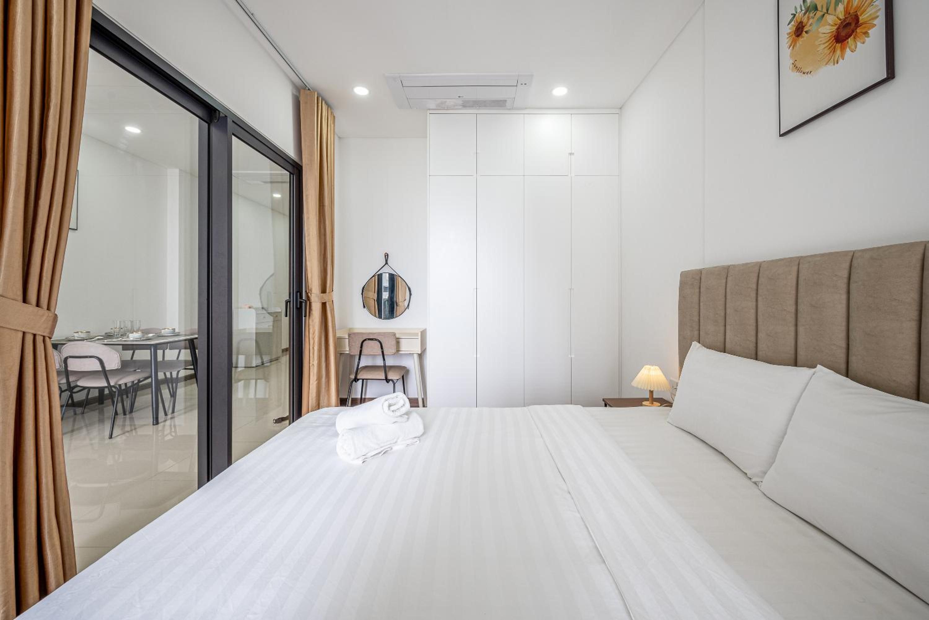 Opal tower saigon pearl