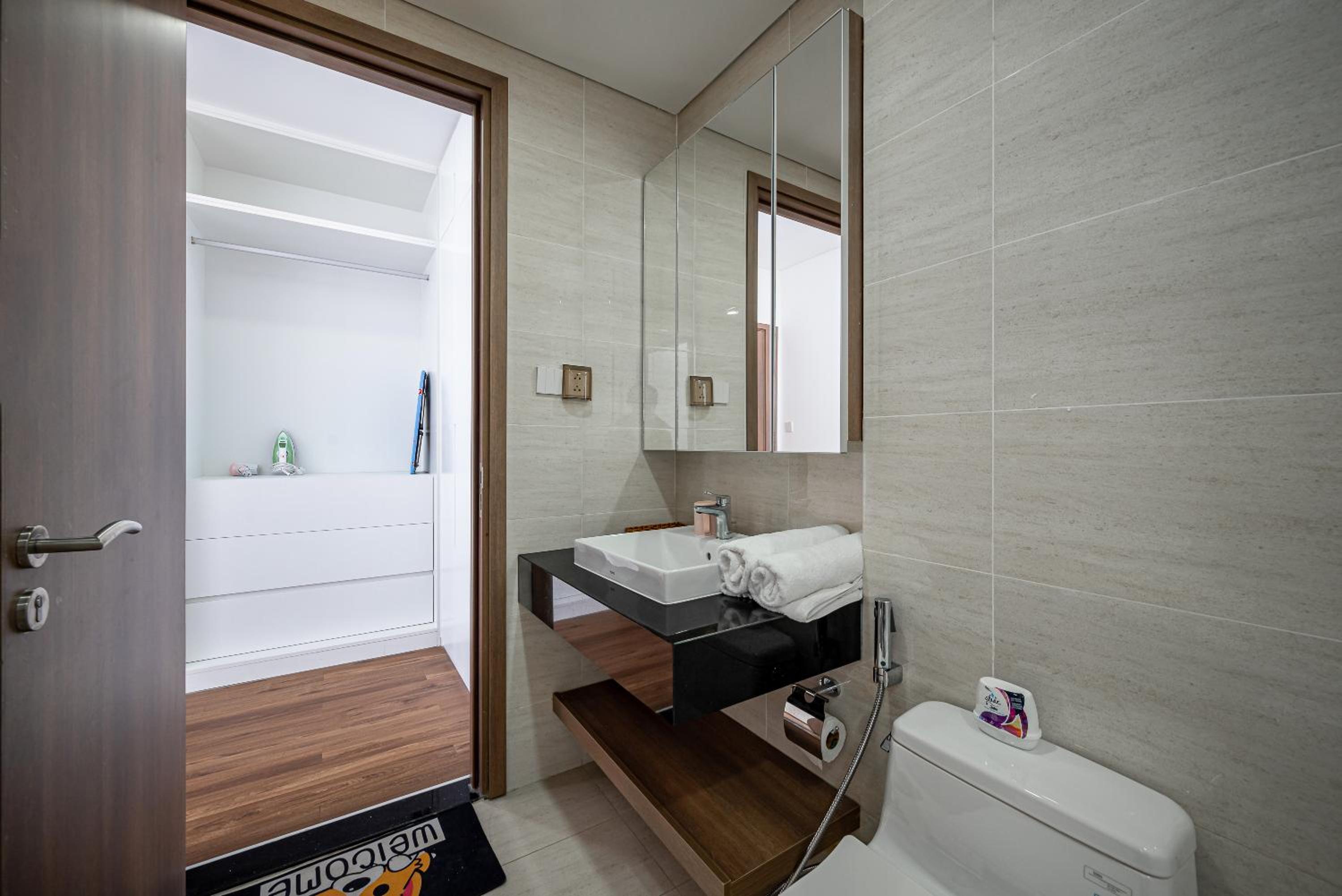 Opal tower saigon pearl