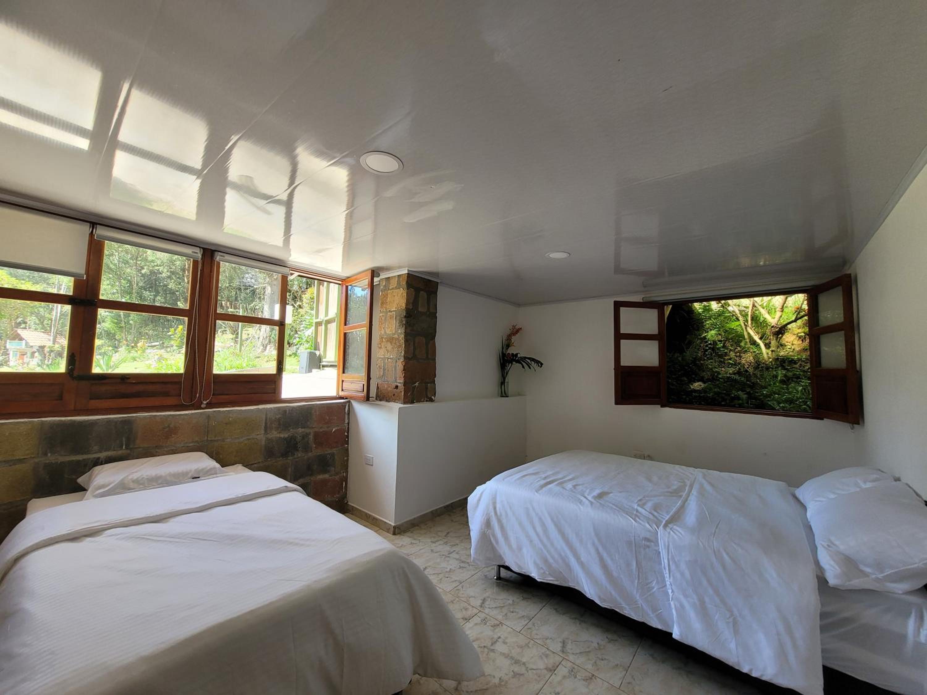 La Pascana Ecolodge APTO BARRANQUERO frente al parque Arví Entorno natural excepcional, reserva natural, áreas protegidas, conexión con la naturaleza y avi