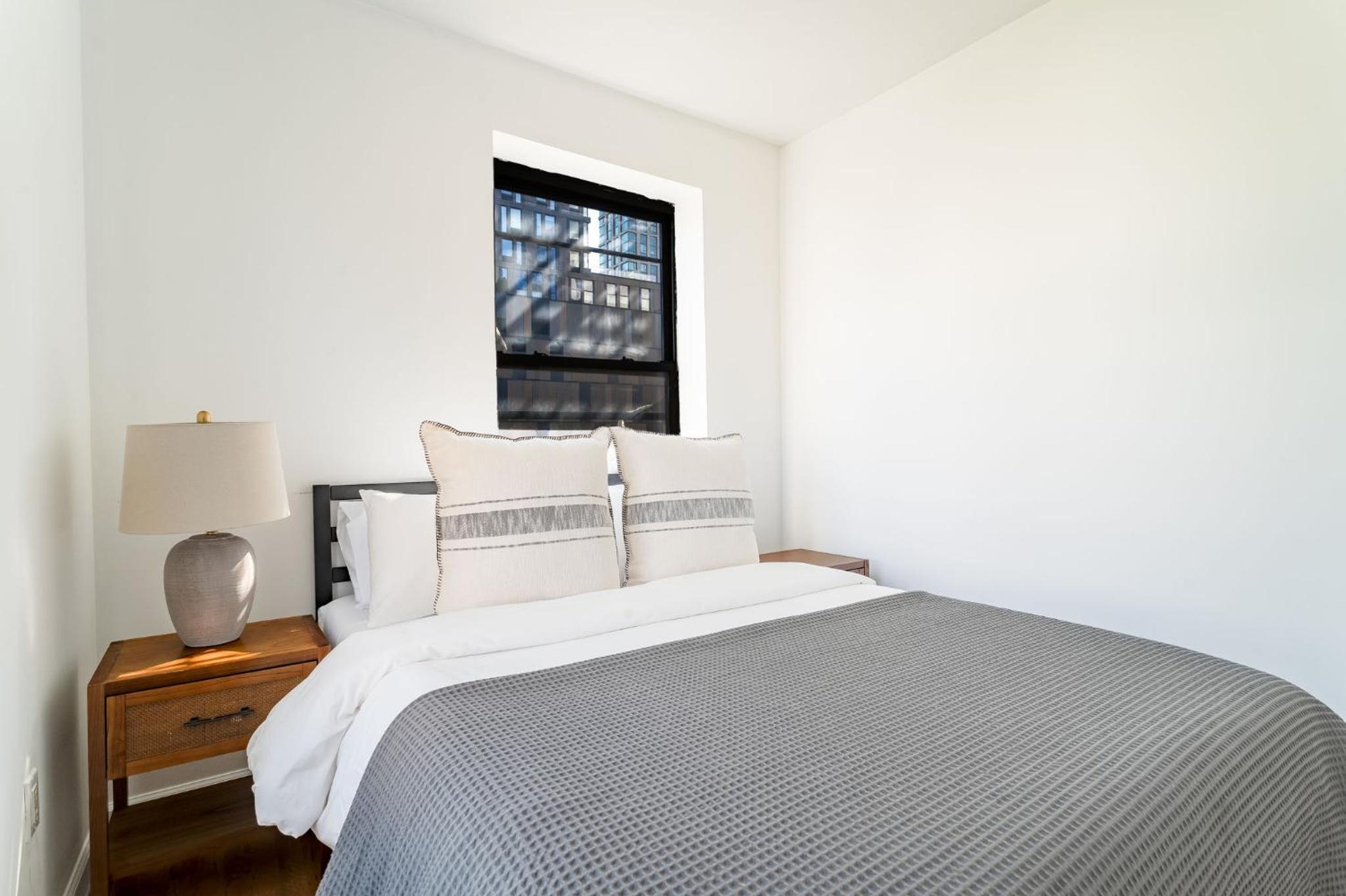 Chic 3BD 1Bath Space Close to East River Walk