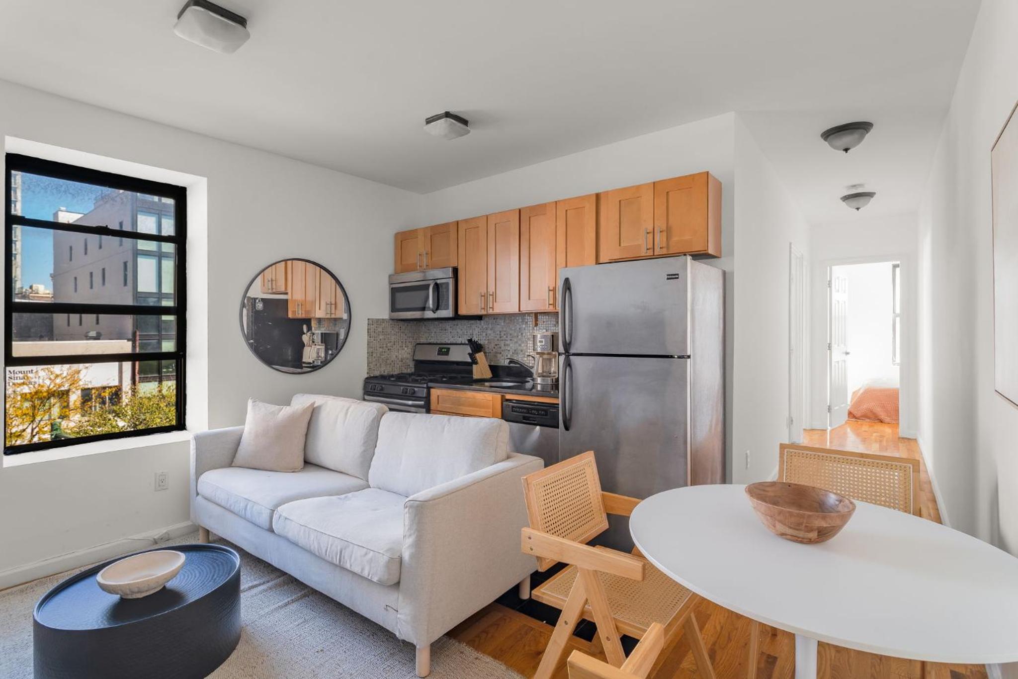 Chic 3BD 1Bath Space Close to East River Walk
