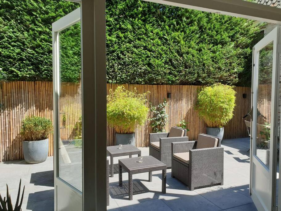 TOP location 2 bedroom groundfloor home with garden view 5