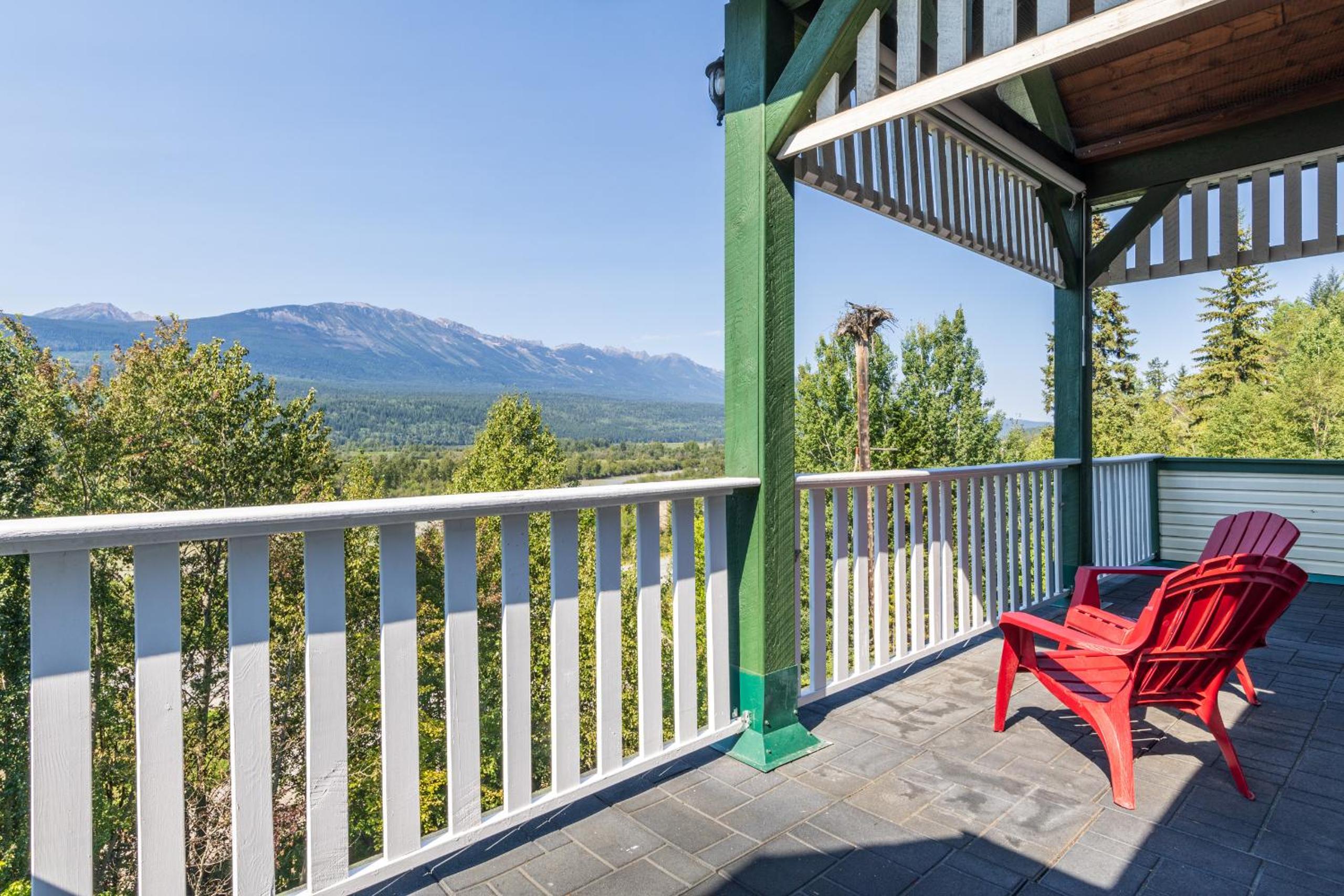 Golden Vacations - 2mins to Town, AC  Sauna, Self Check-in, Full Kitchen, Free Laundry  Parking, Family Pet Friendly, Comfortably Sleeps Up To 10 - Property Image 122