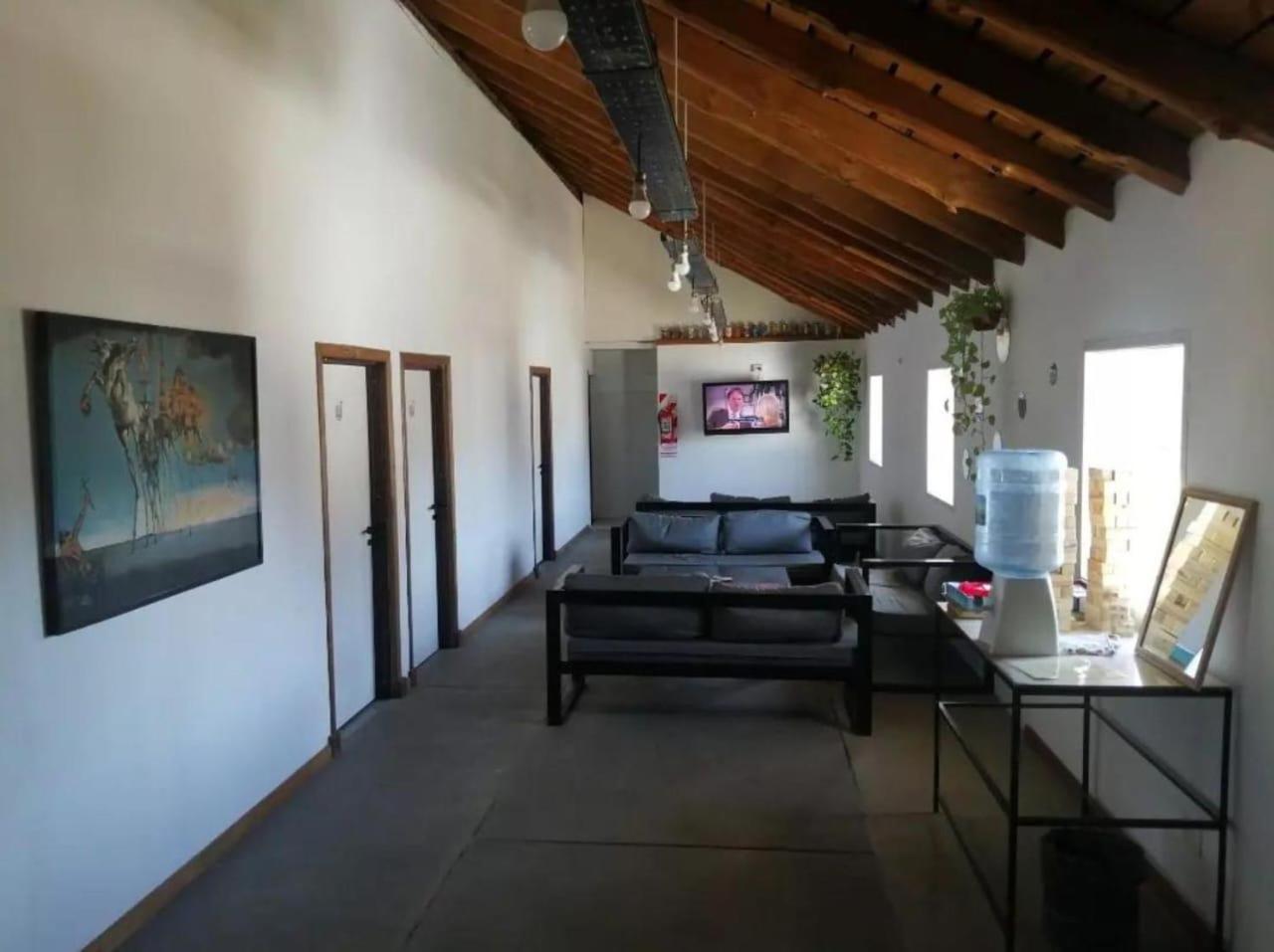 Maneco Hostel
