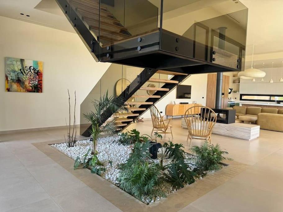 Sublime Villa avec Services d'exception view 5