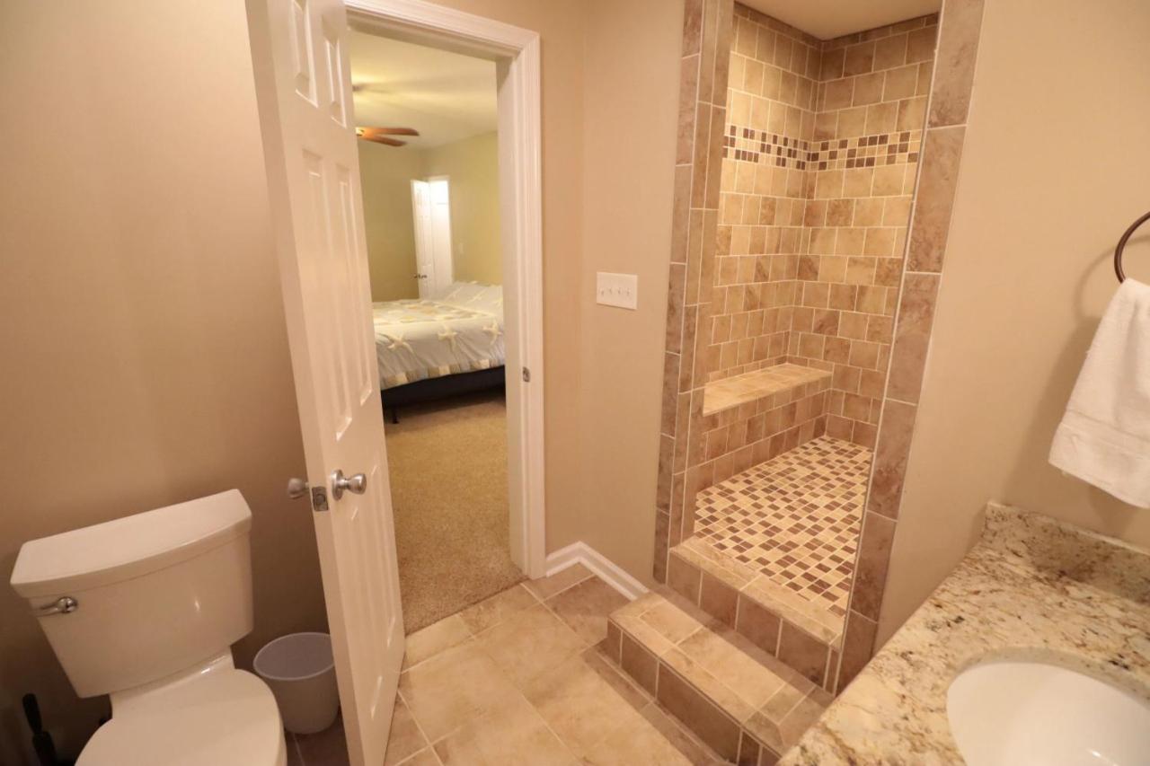 River Nirvana - River front property - Deep water boat dock - Property Image 1