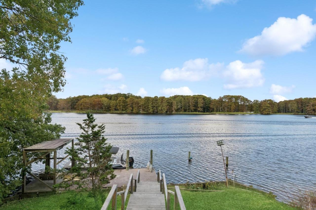 River Nirvana - River front property - Deep water boat dock - Property Image 31