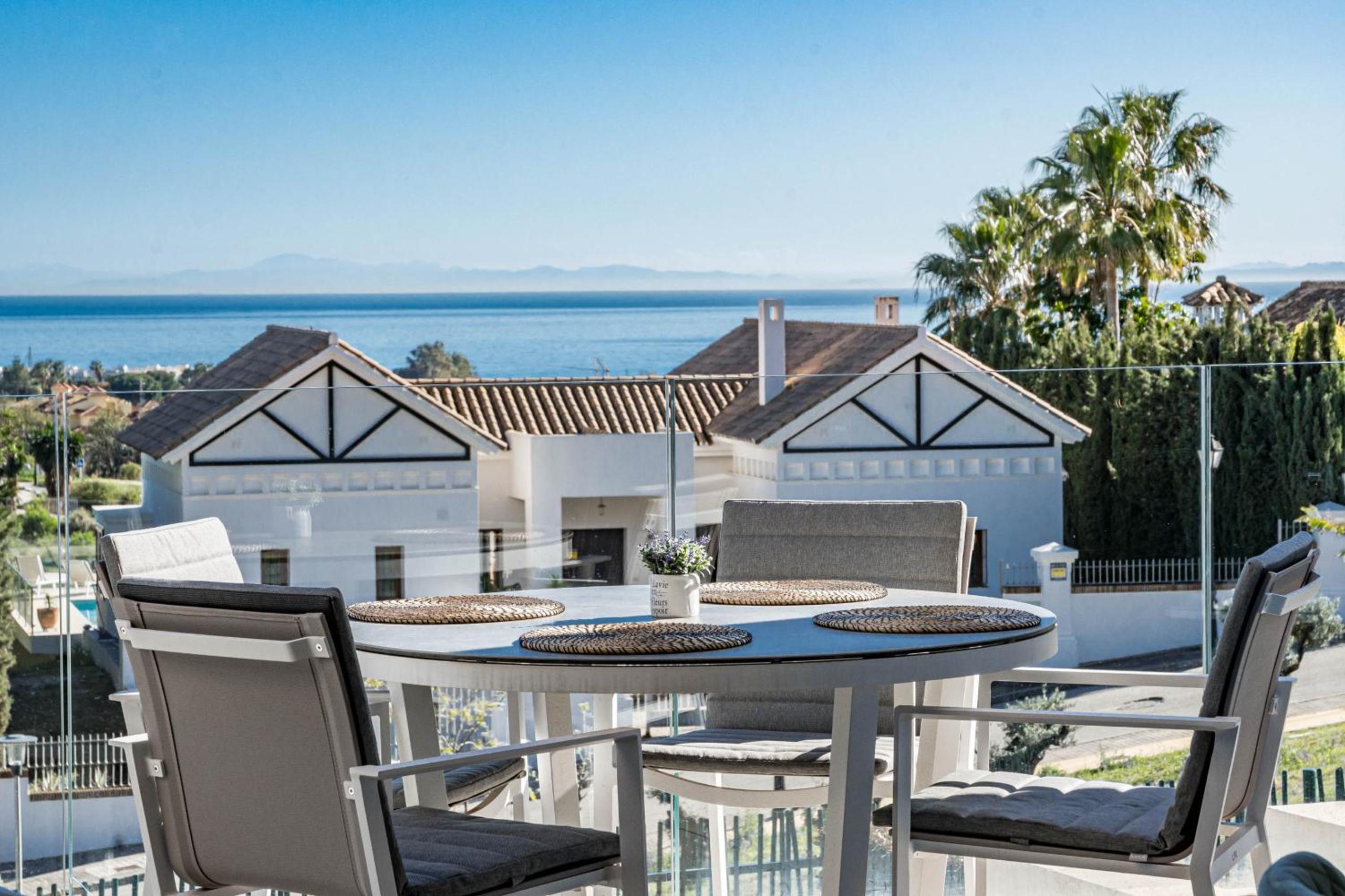 Oasis510 - 3BR apartment with stunning views view 5