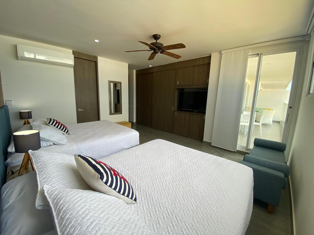 Ctgna 10 personas 3 habitaciones Playa Américas Morros