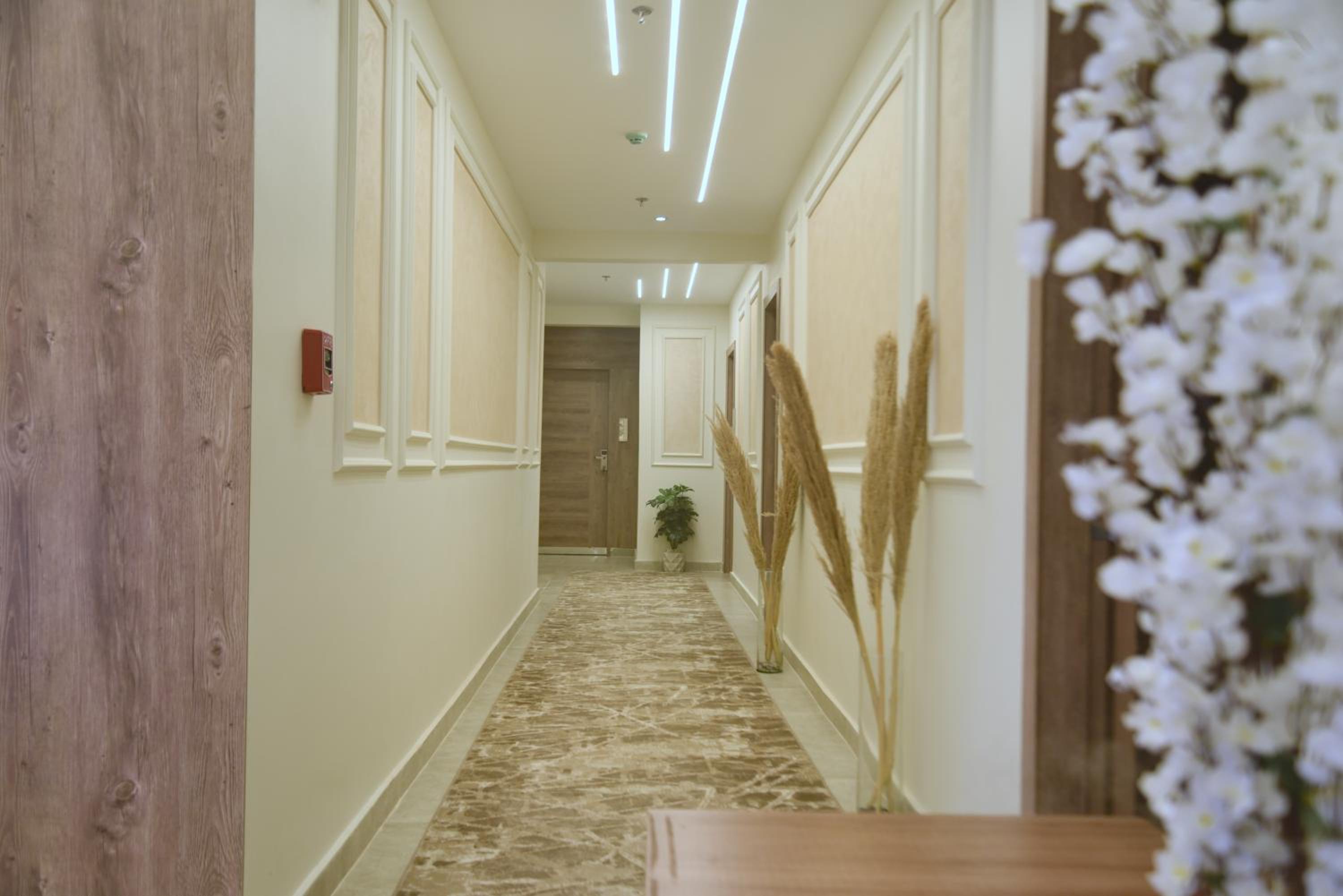 Pyramids Wonders Hotel