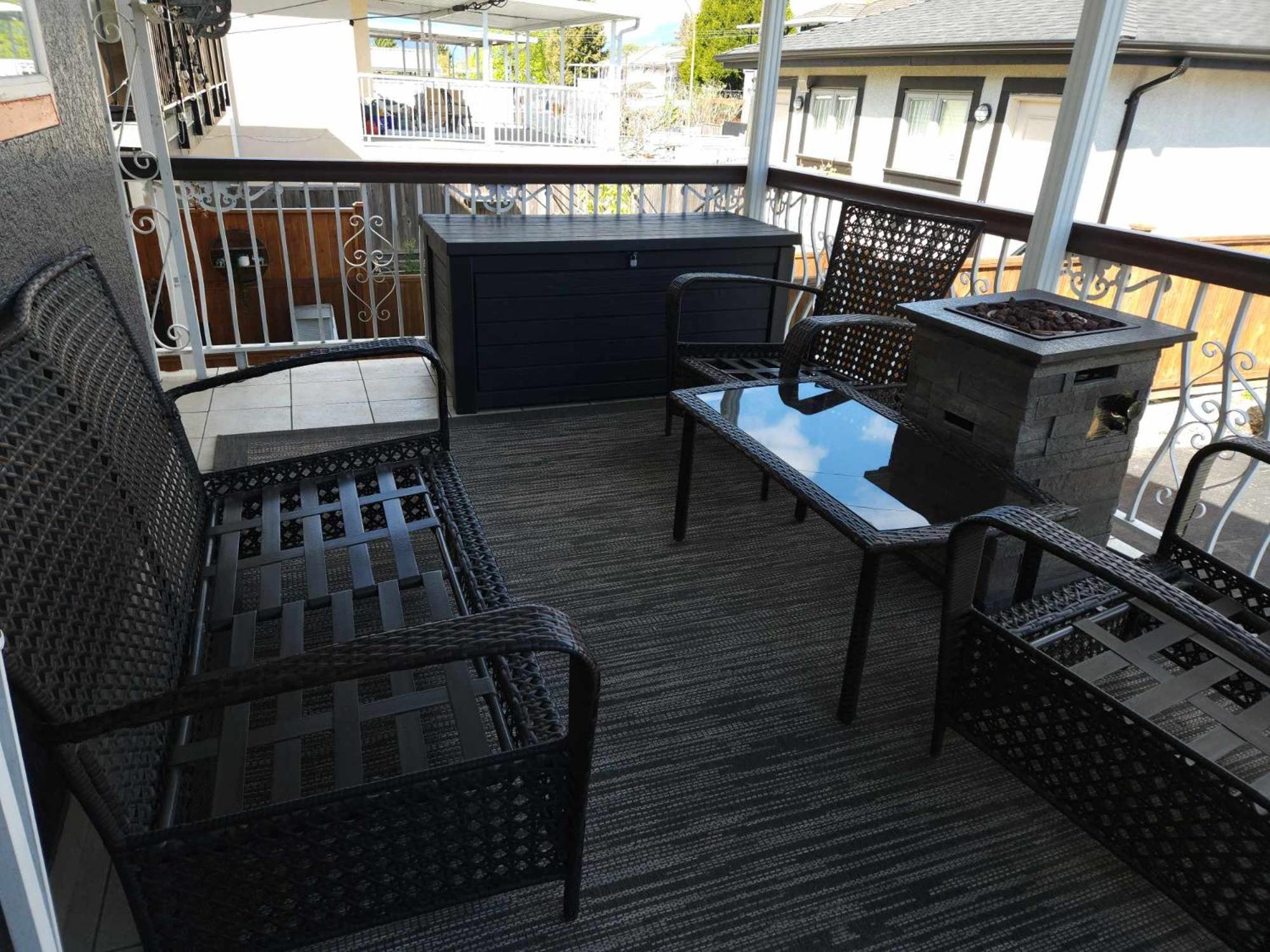 Modern Comfort- Furnished 3-Bedroom Oasis in Vibrant Vancouver