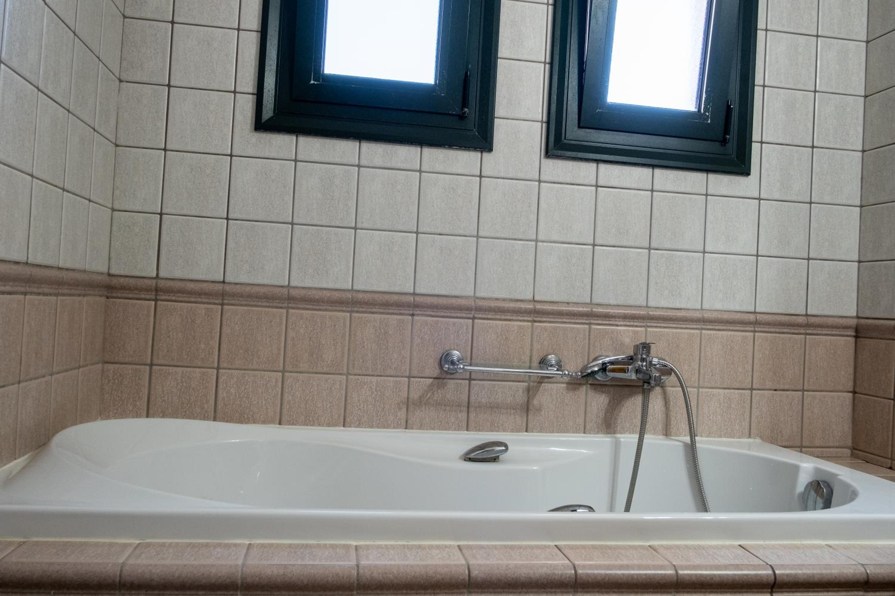 Spacious House in a Quiet Neighbourhood photo 5