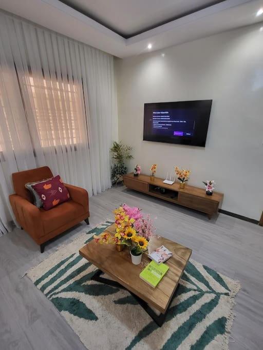 Appartement lumineux et confortable aux Mamelles