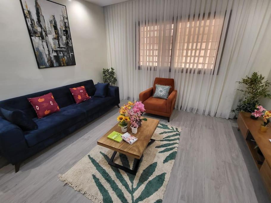 Appartement lumineux et confortable aux Mamelles