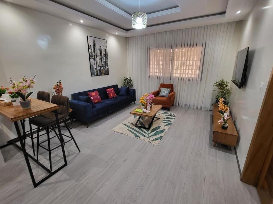 Appartement lumineux et confortable aux Mamelles