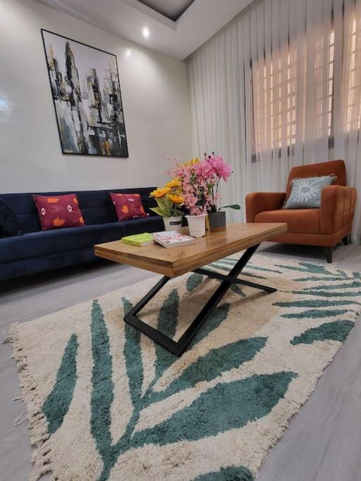 Appartement lumineux et confortable aux Mamelles