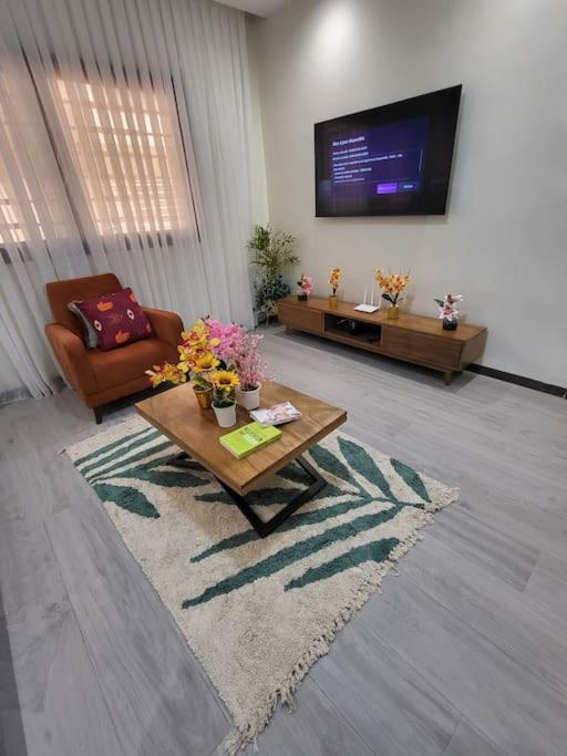 Appartement lumineux et confortable aux Mamelles