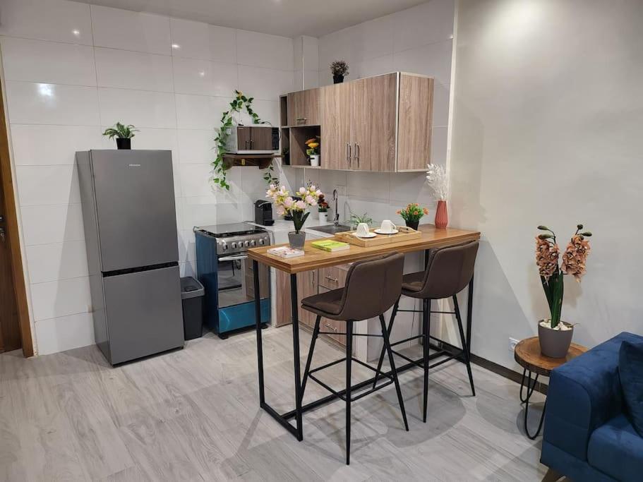 Appartement lumineux et confortable aux Mamelles