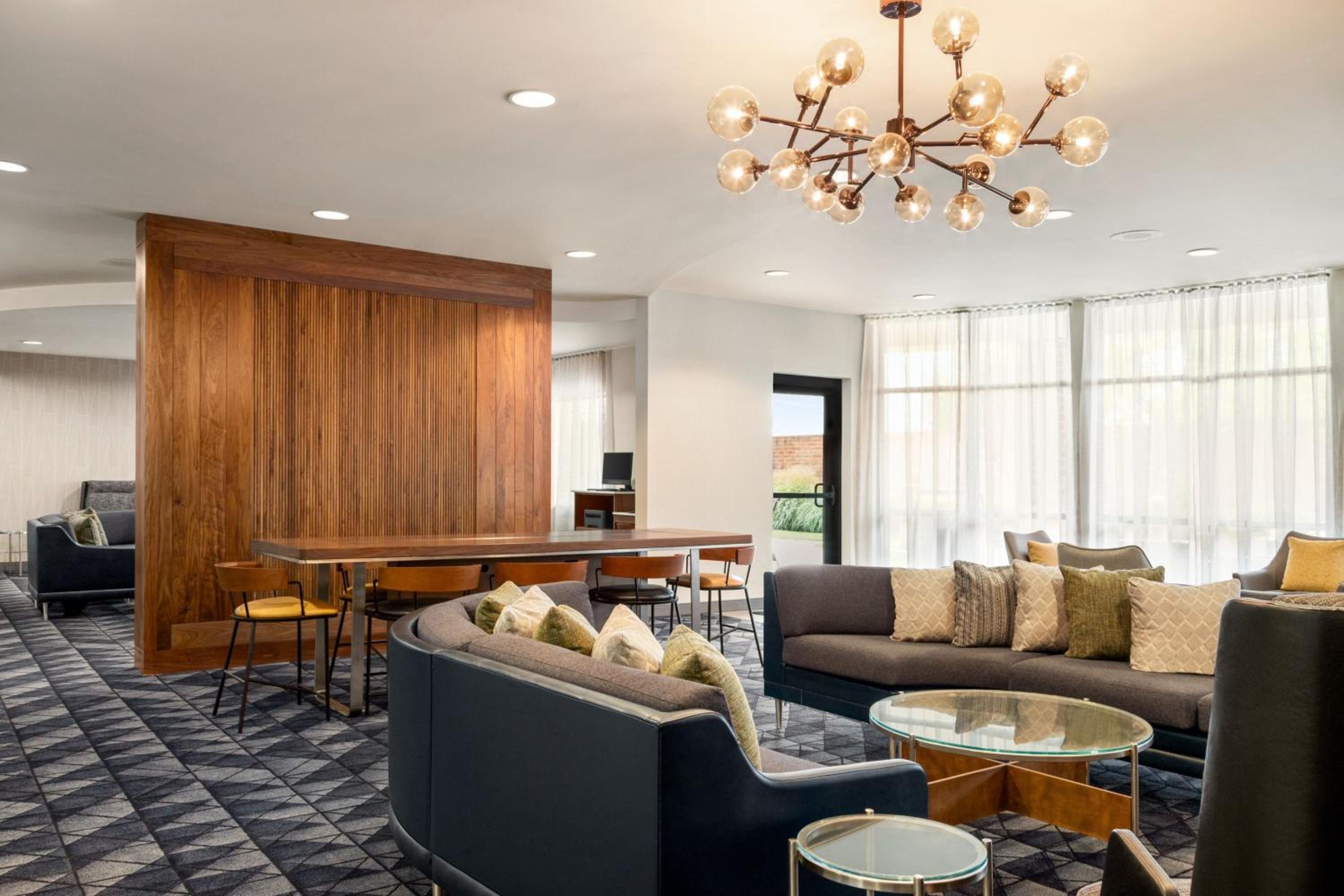 Columbia Vacations - Courtyard by Marriott Columbia - Property Image 10