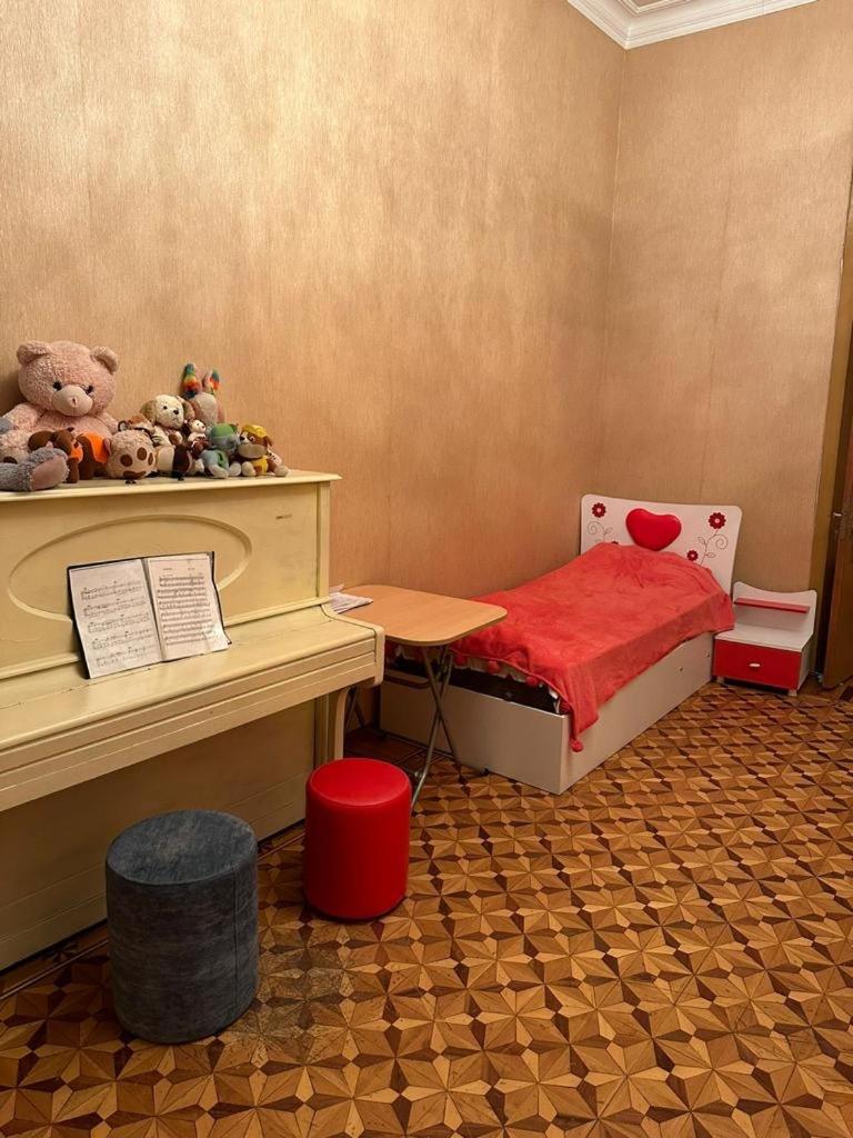 Apartment near Khatai metro