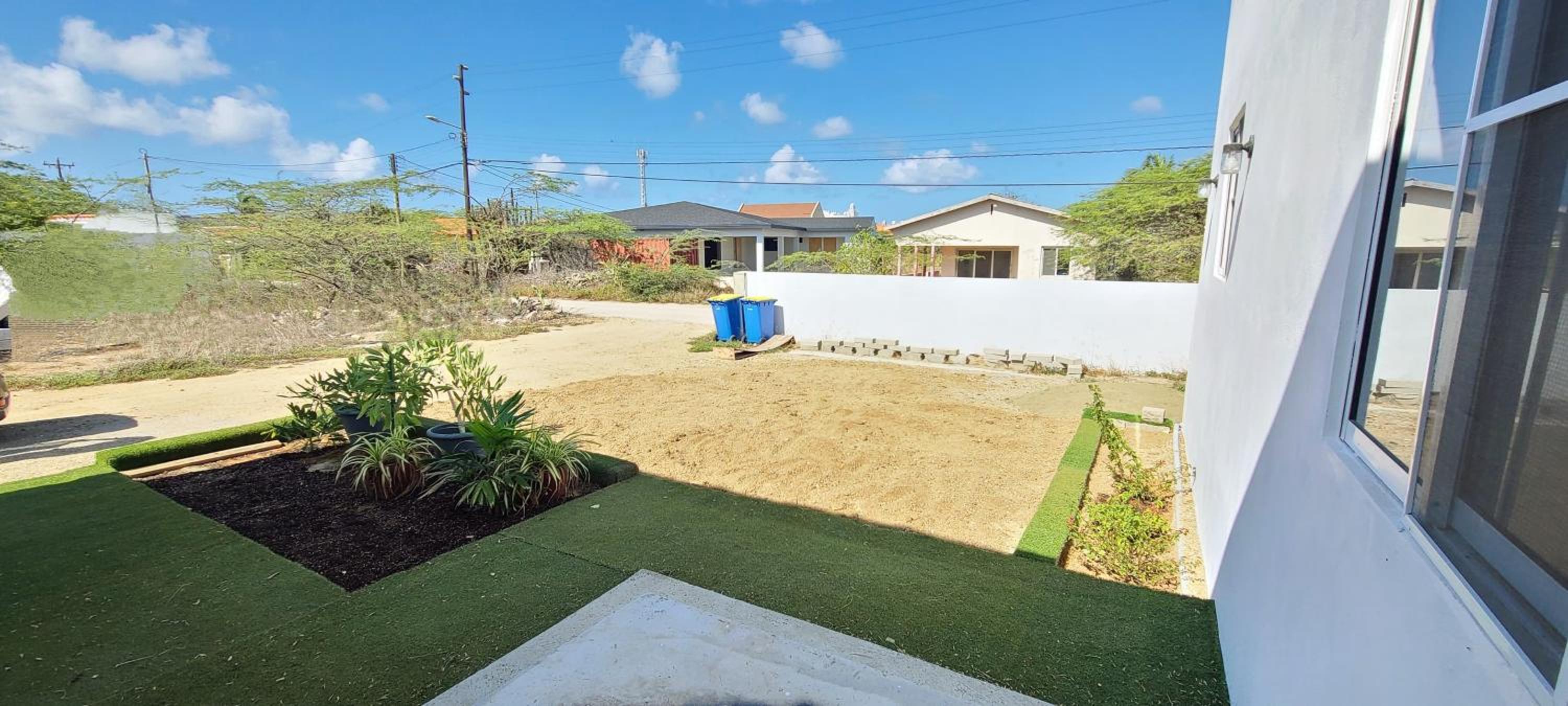 PALM BEACH HOUSE ARUBA one happy island