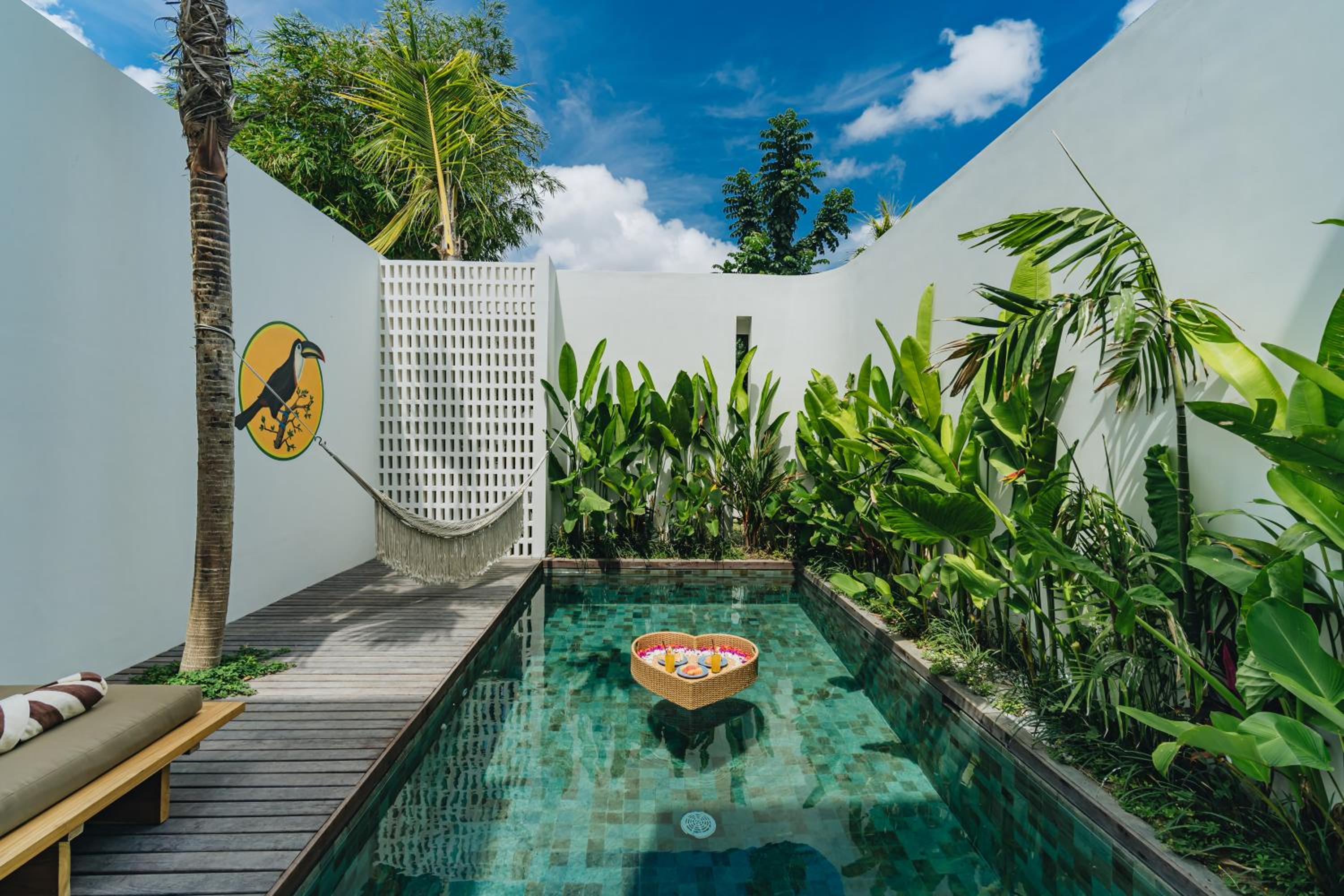 Luxury 2BR Pool Villa, Hammock, Bathtub in Umalas — recepcion & lobby
