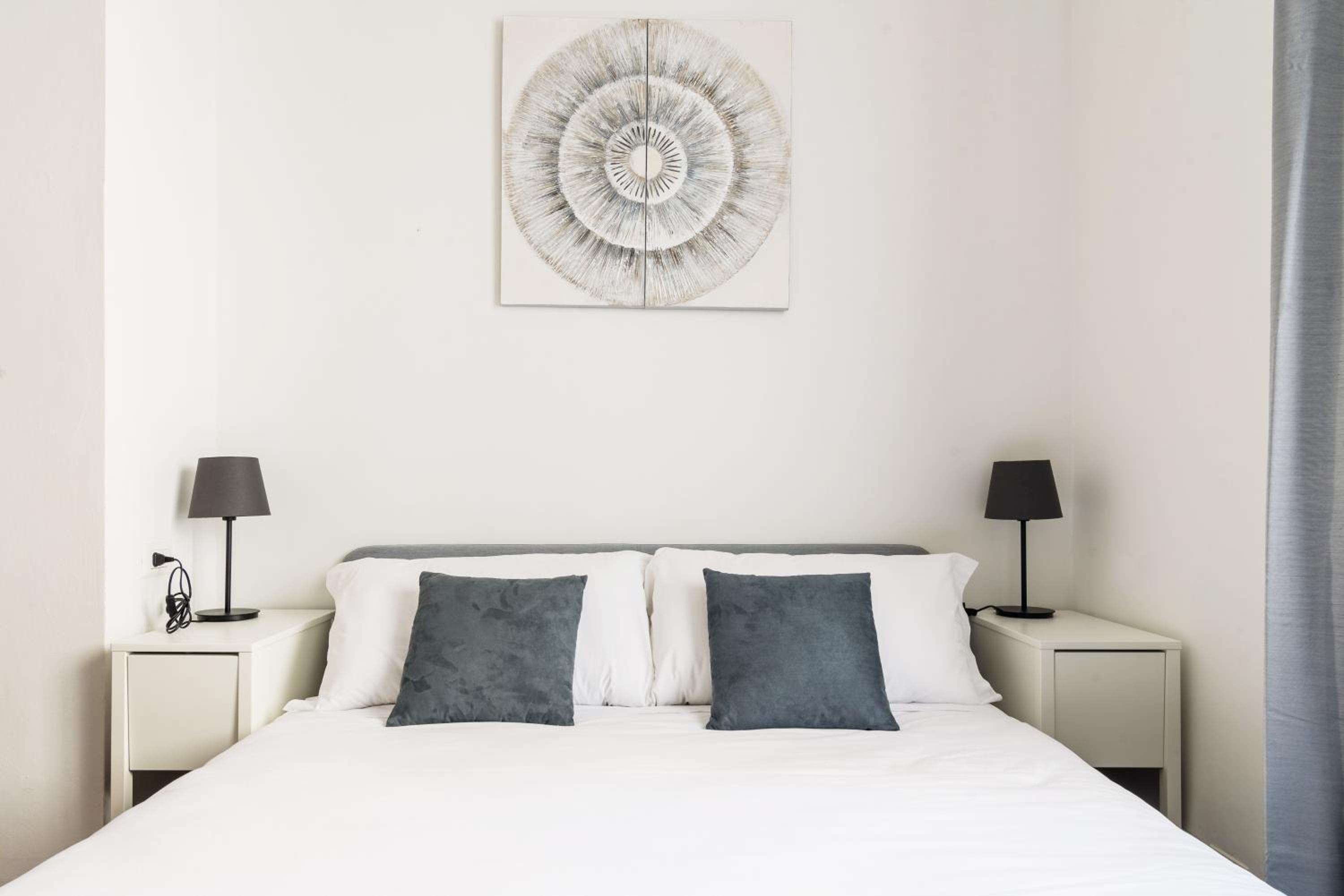 Luxury 4 bedrooms apartments Close to Duomo