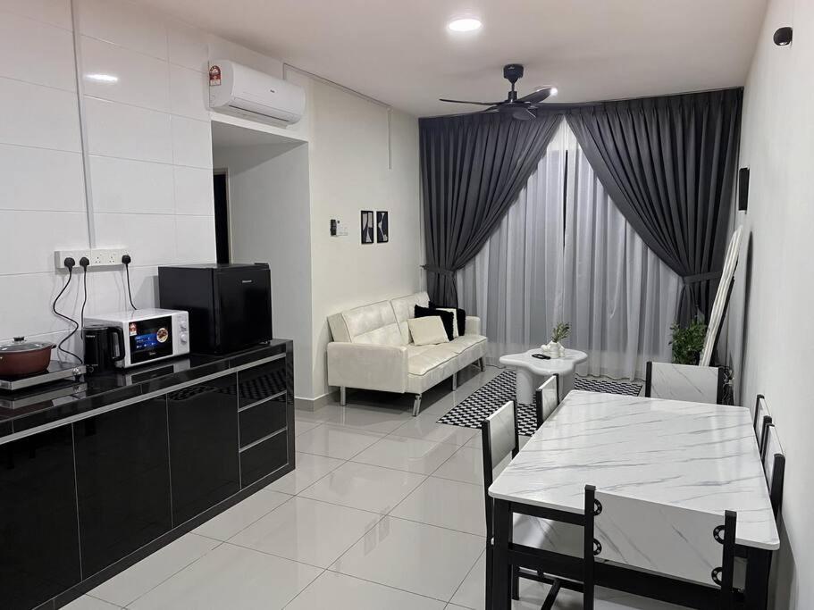 Cozy Nordic Home at ARC Austin Hill l Toppen l Tebrau l Johor