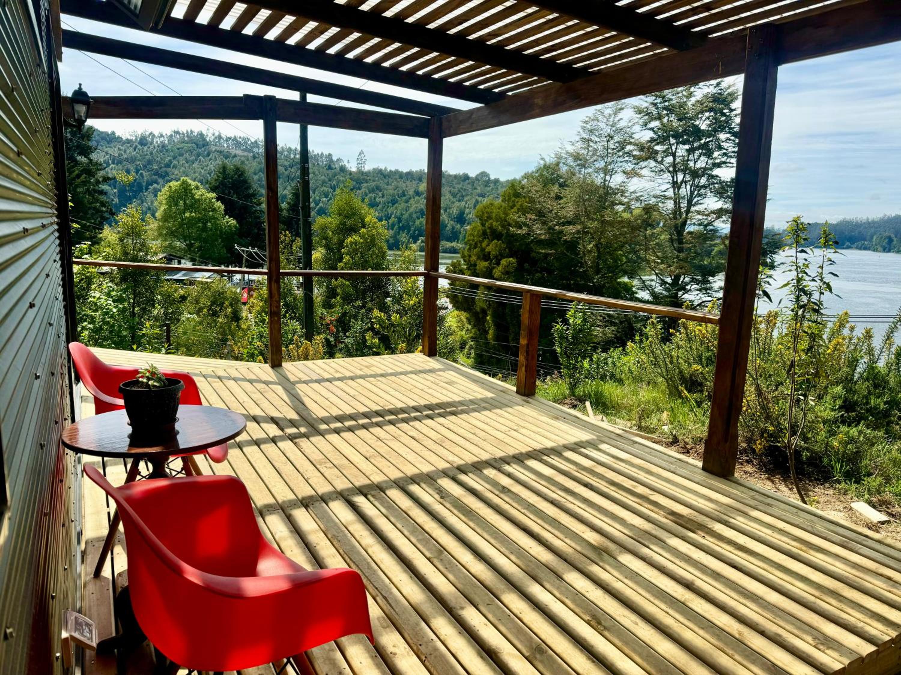 Cabaña nueva con vista al rio N3