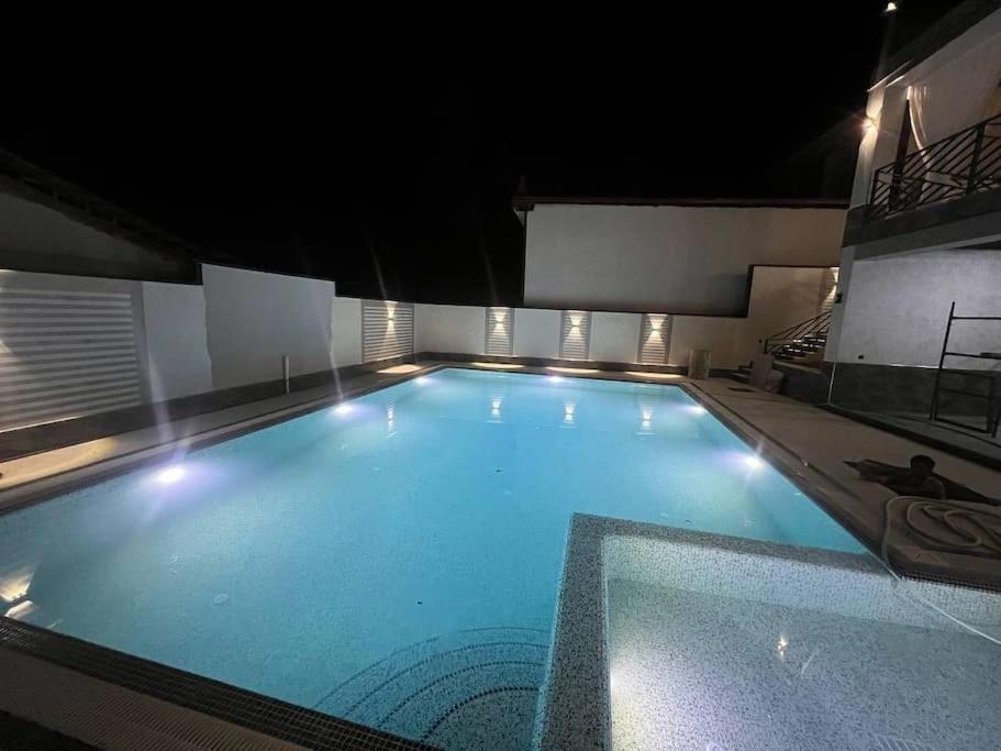 Manzara house