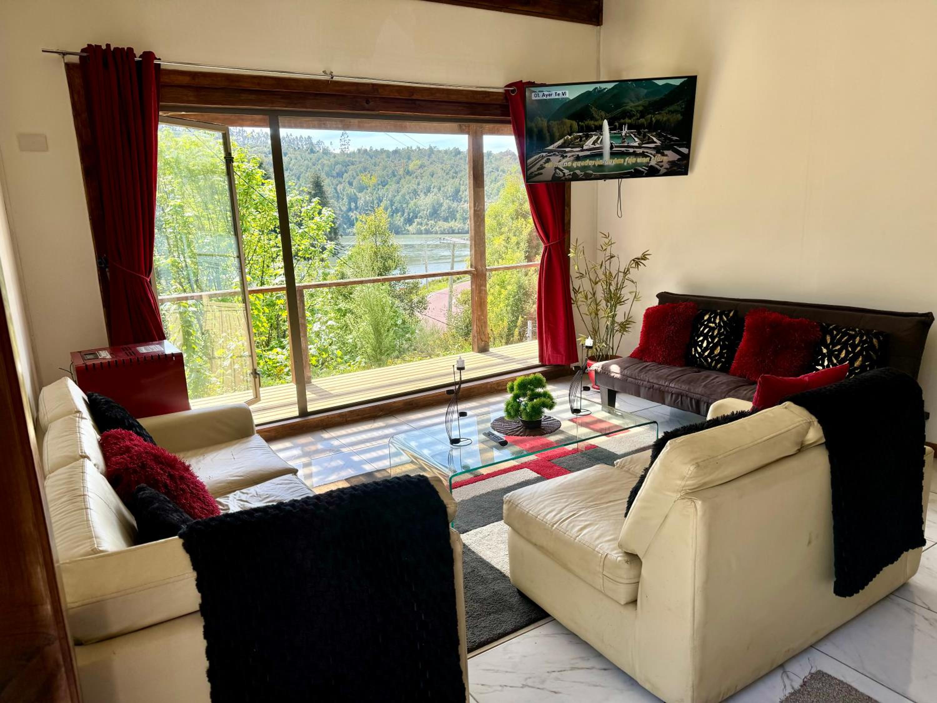 Cabaña nueva con vista al rio N3