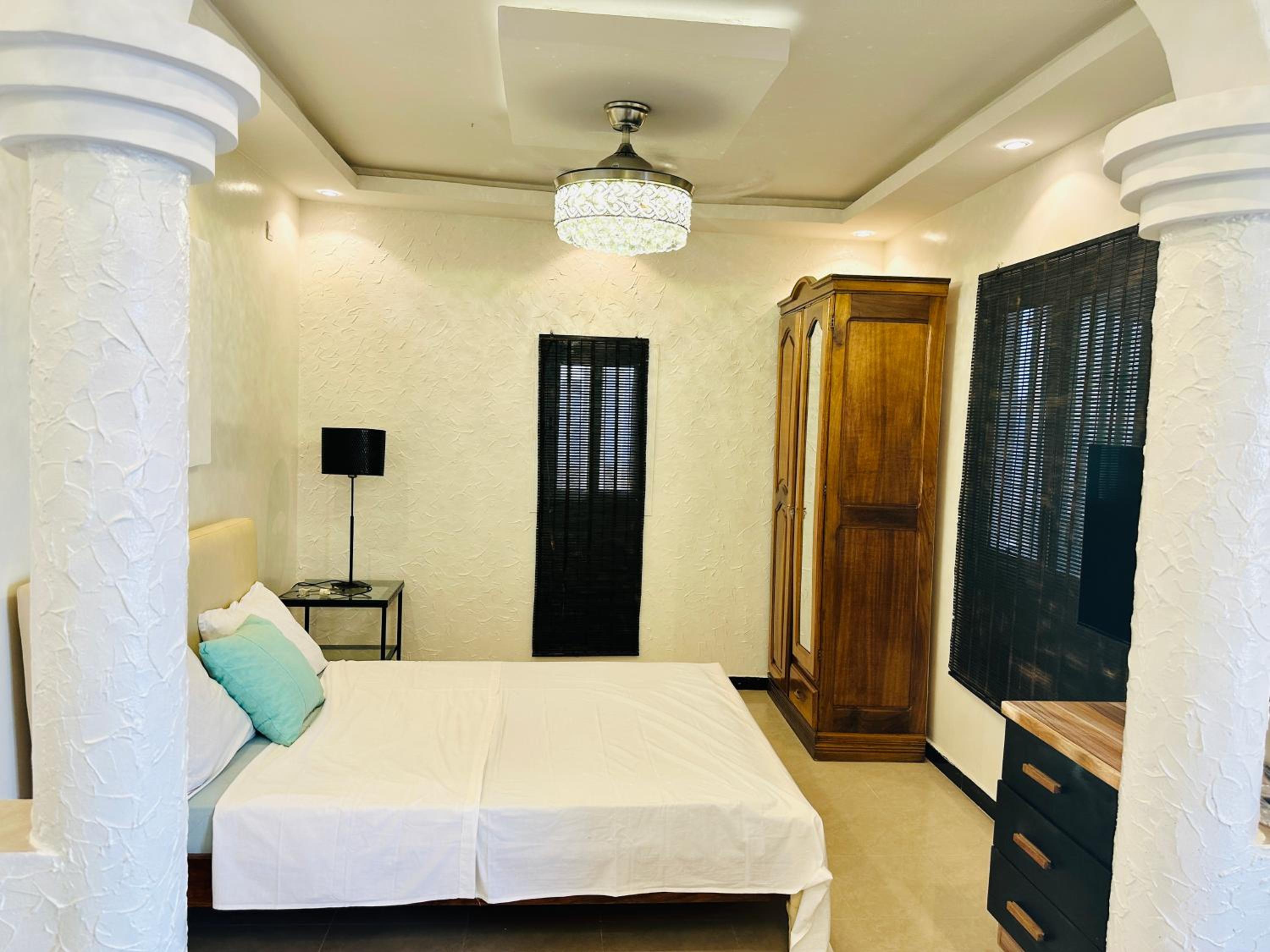 Rooftop Studio with Private Sun Terrace