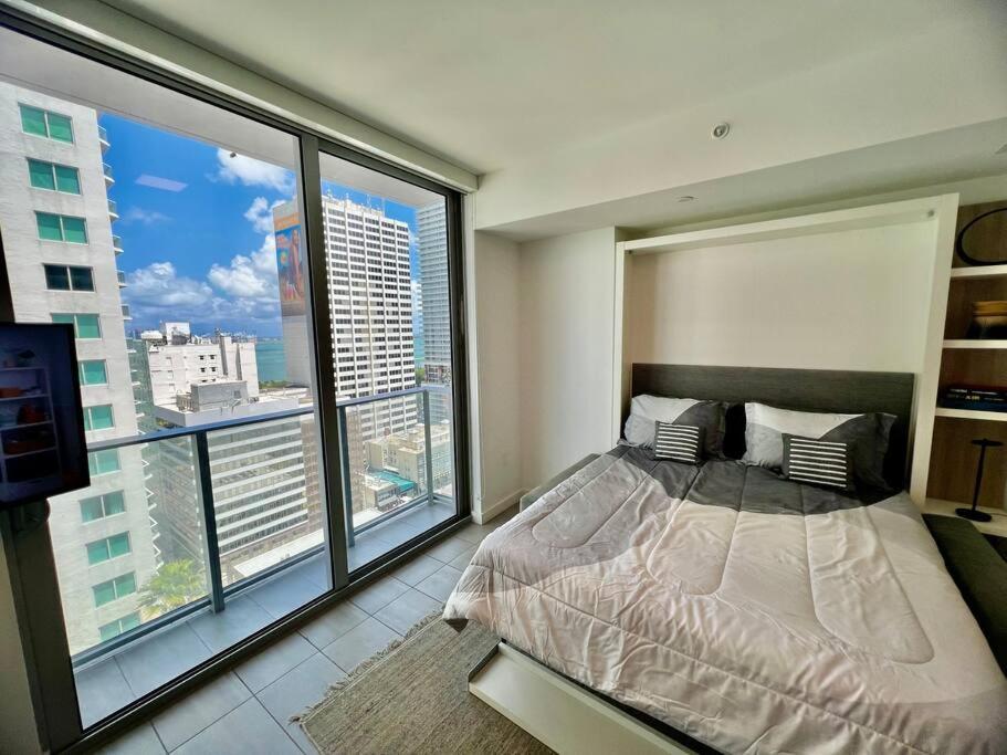 Spacious Studio in the Heart of Downtown Miami