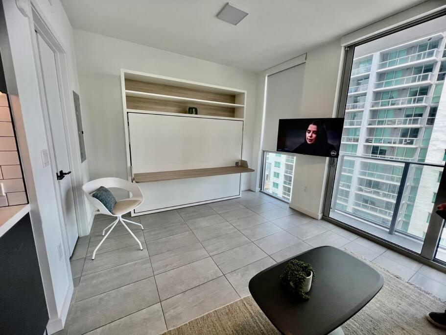 Spacious Studio in the Heart of Downtown Miami