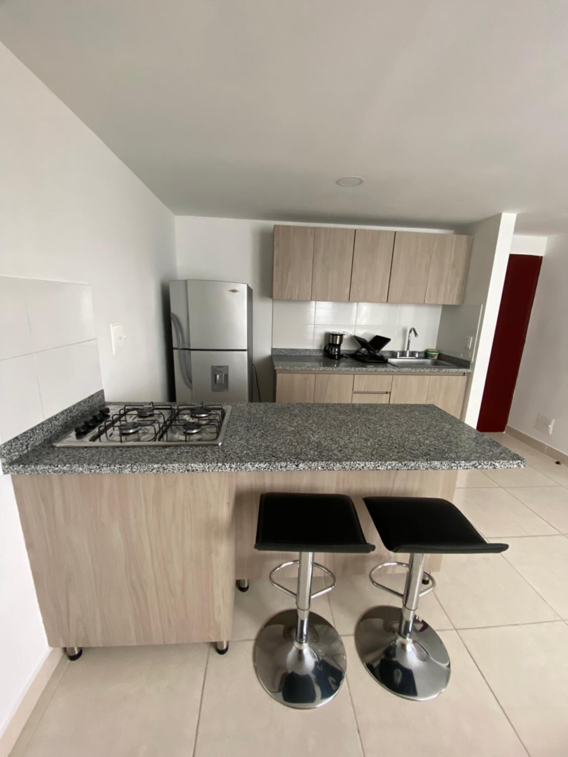 Apartamento , frente a la universidad autónoma , edificio urban