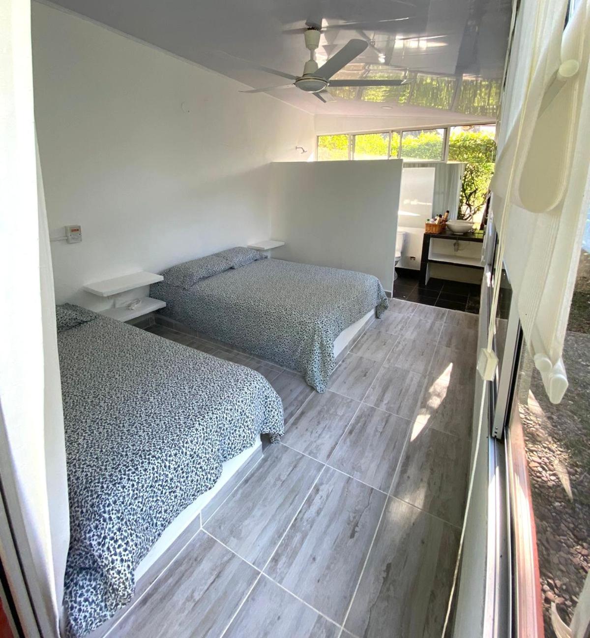 Hermosa Casa de Verano con Piscina - Villavicencio