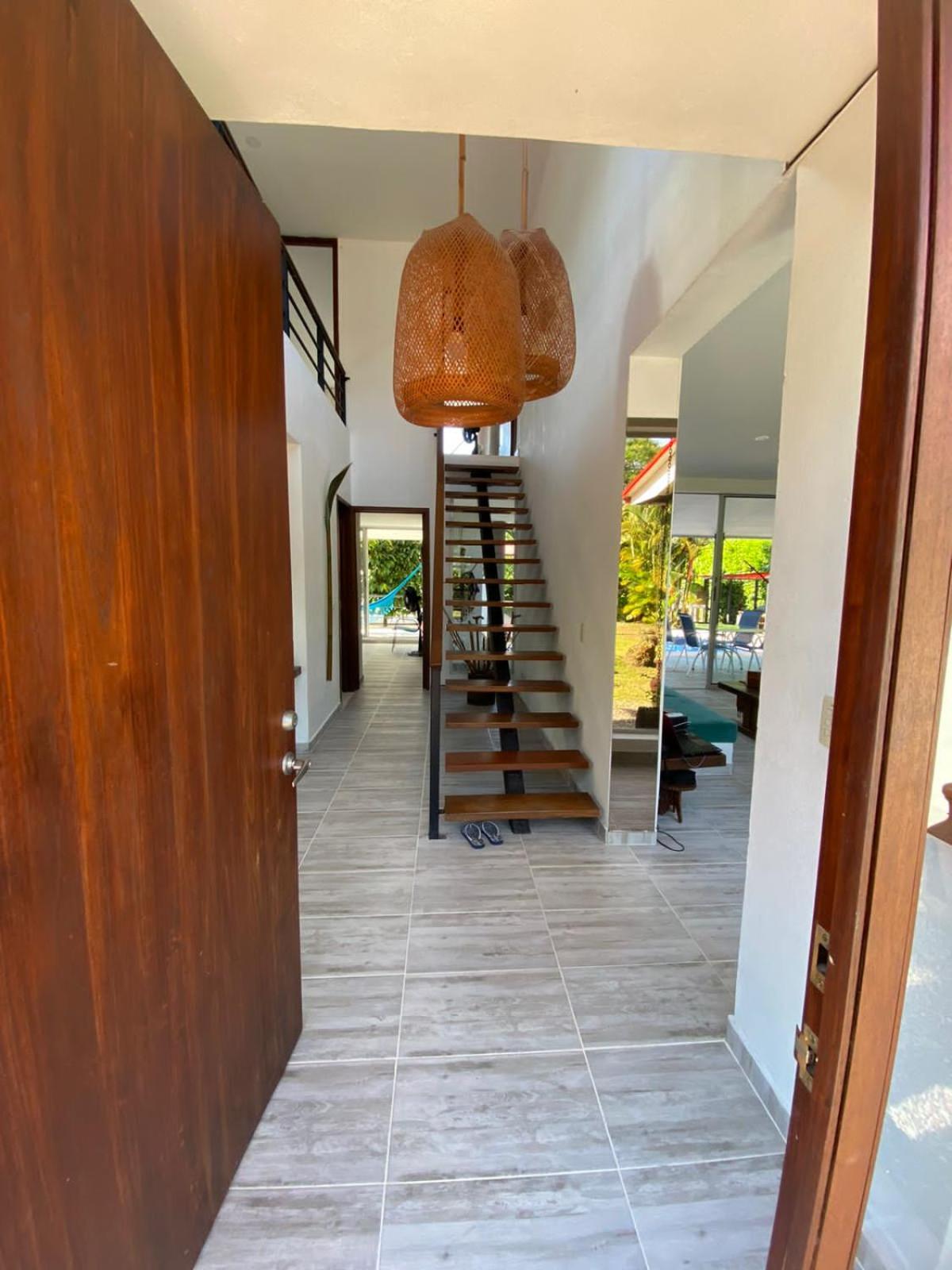 Hermosa Casa de Verano con Piscina - Villavicencio