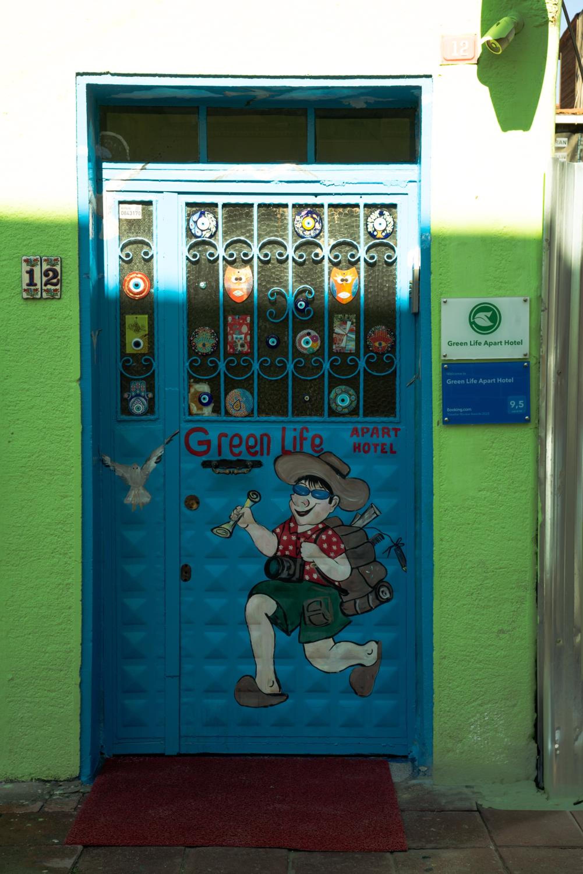Green Life Apart Hotel
