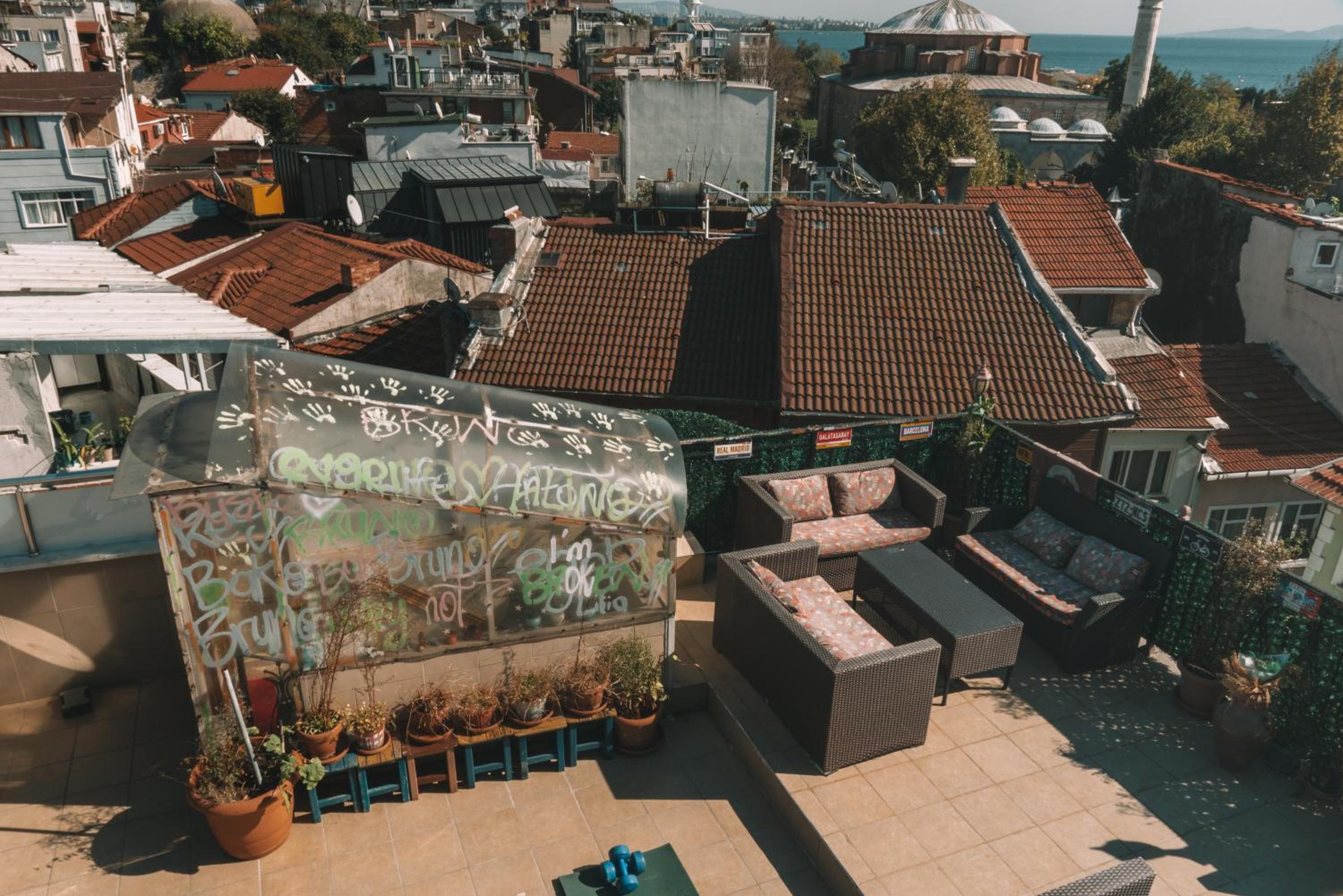 Green Life Apart Hotel