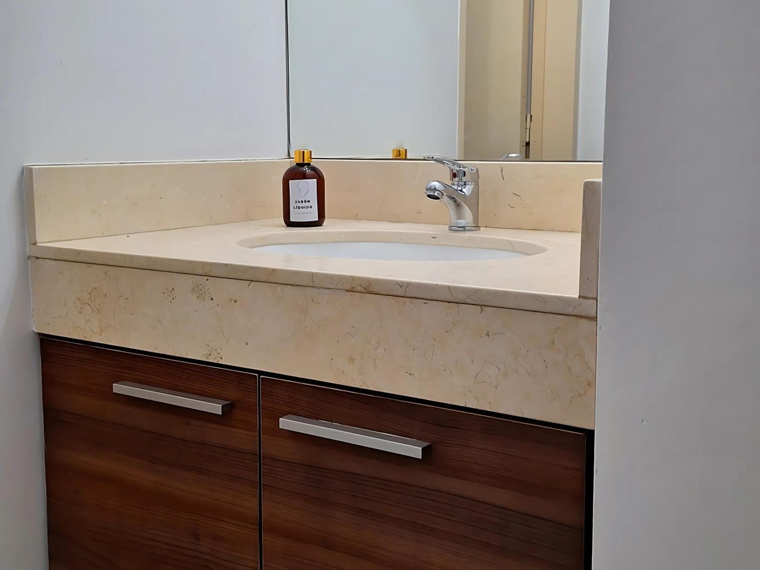 Disfruta Córdoba en un departamento premium!