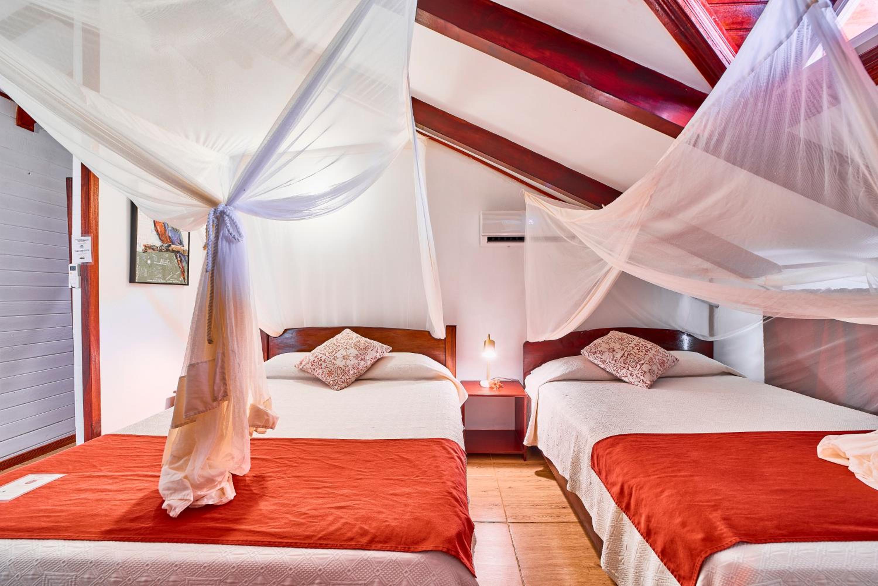 Hotel El Encanto