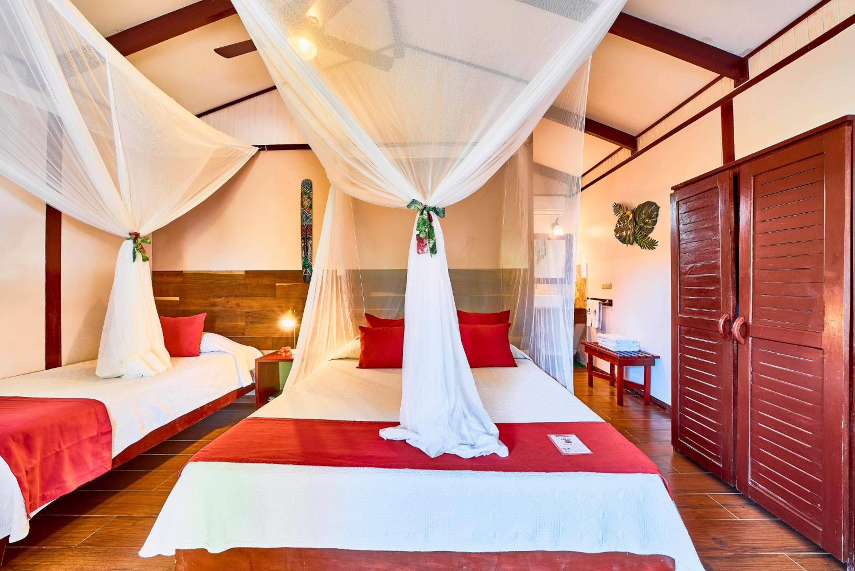 Hotel El Encanto