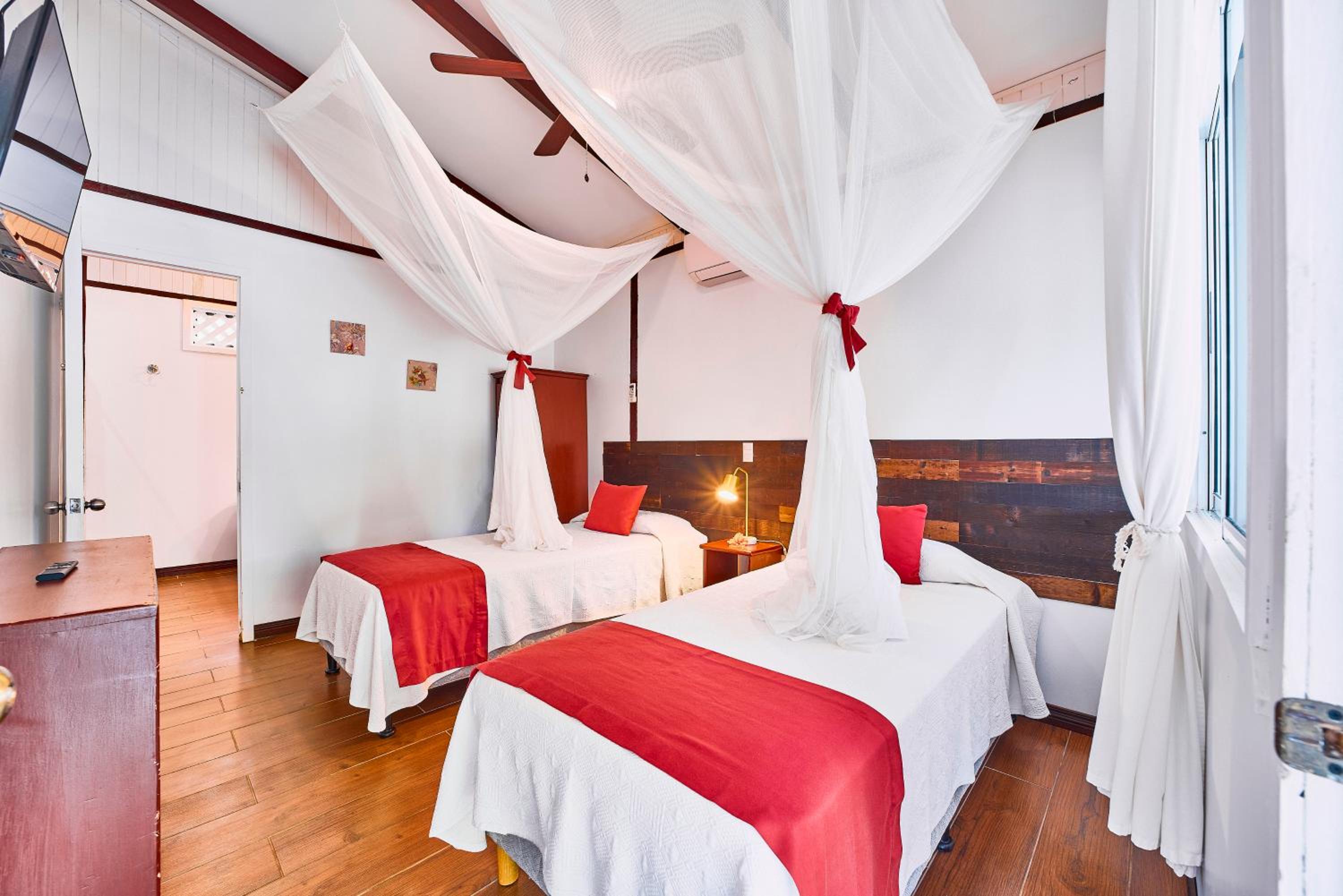 Hotel El Encanto