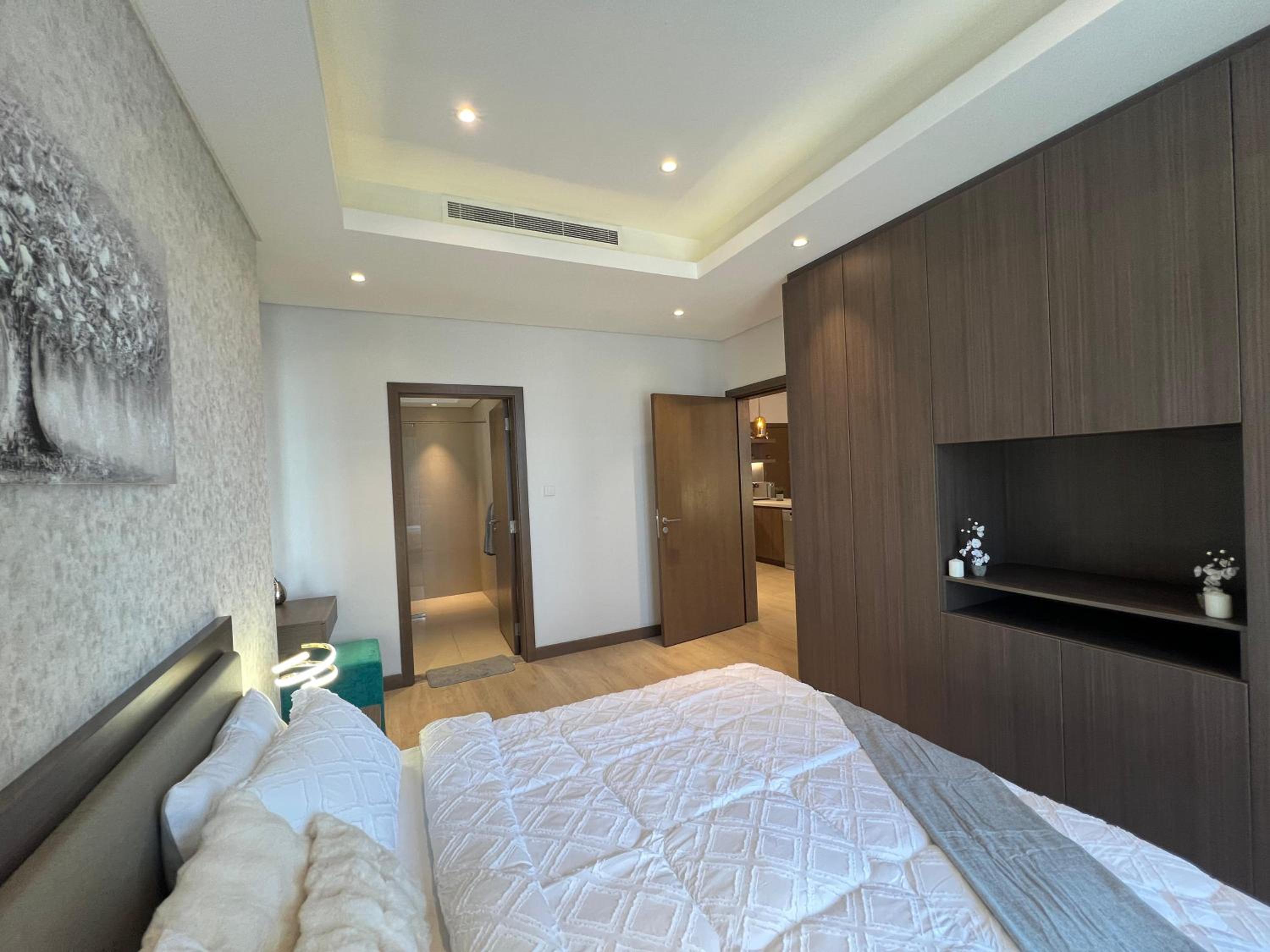 Modern & luxury apartment with Seaview balcony