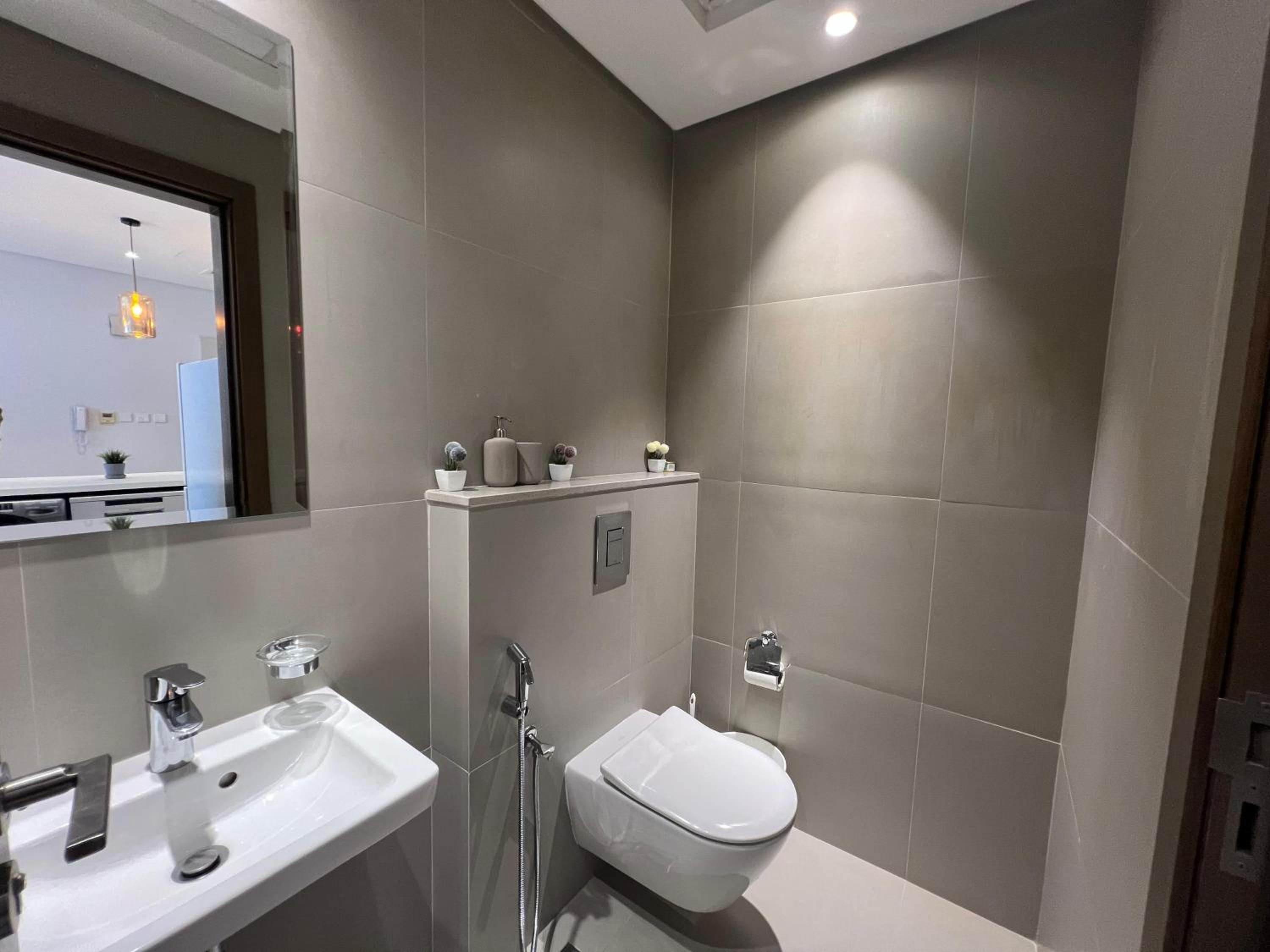 Modern & luxury apartment with Seaview balcony
