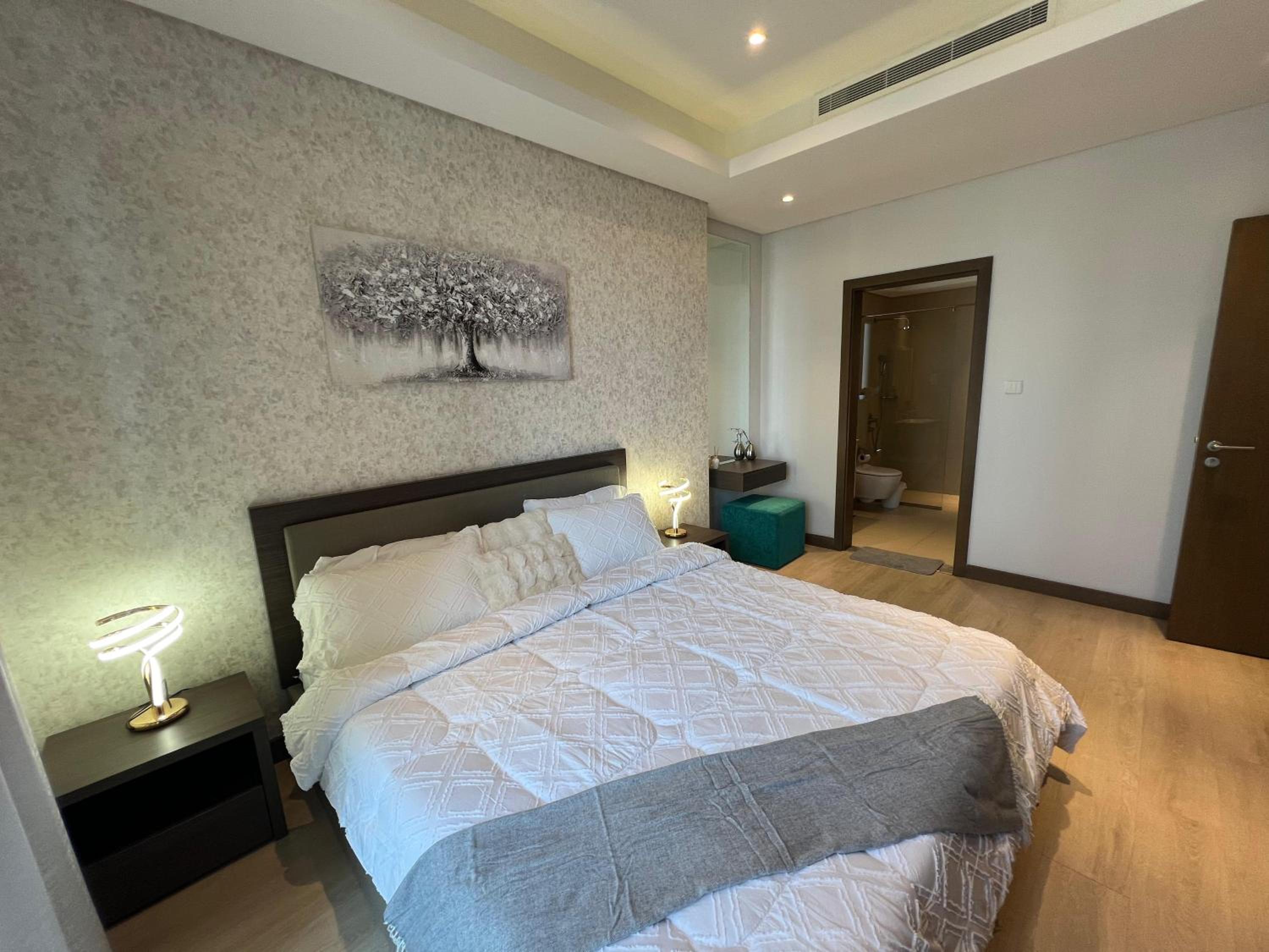 Modern & luxury apartment with Seaview balcony